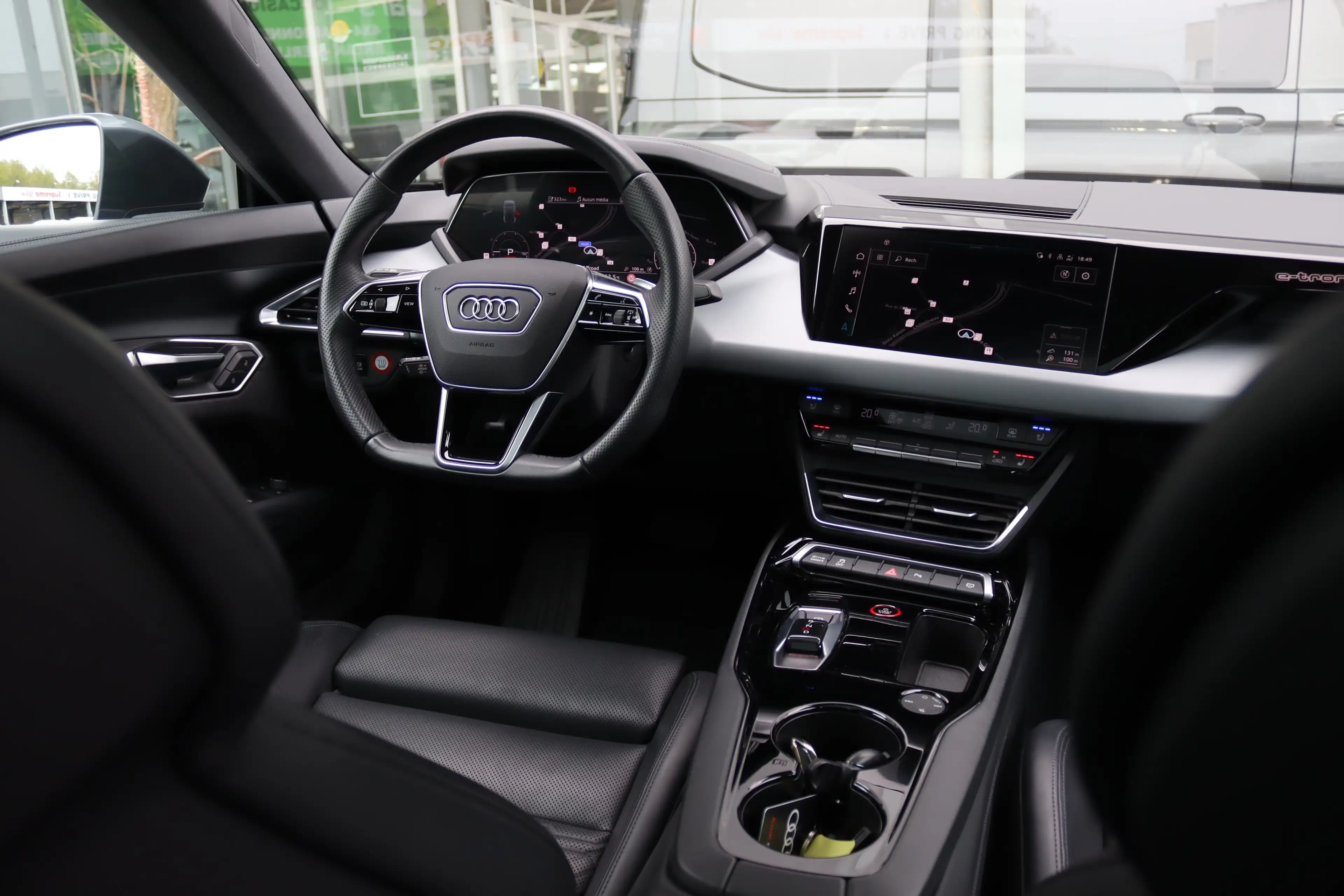Audi e-tron GT E-Tron GT 93.4 kWh 60 QUATTRO S-LINE INT&EXT SHADOW-LINE FULL OPTIONS — photo 12
