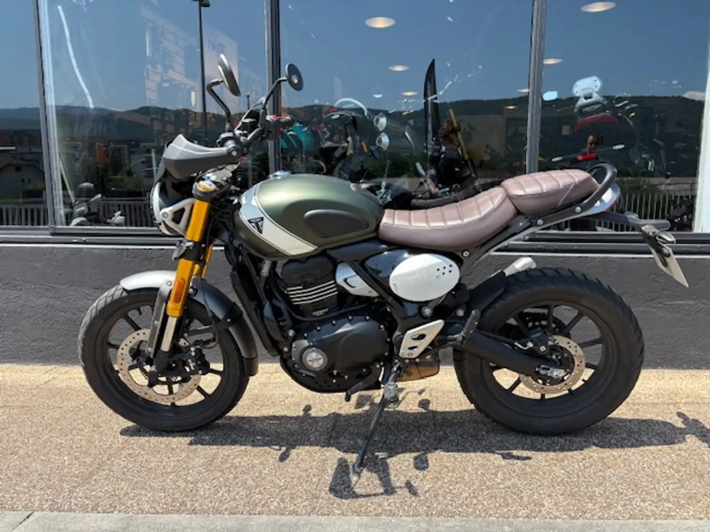 Triumph Scrambler 400 X Vert - 2