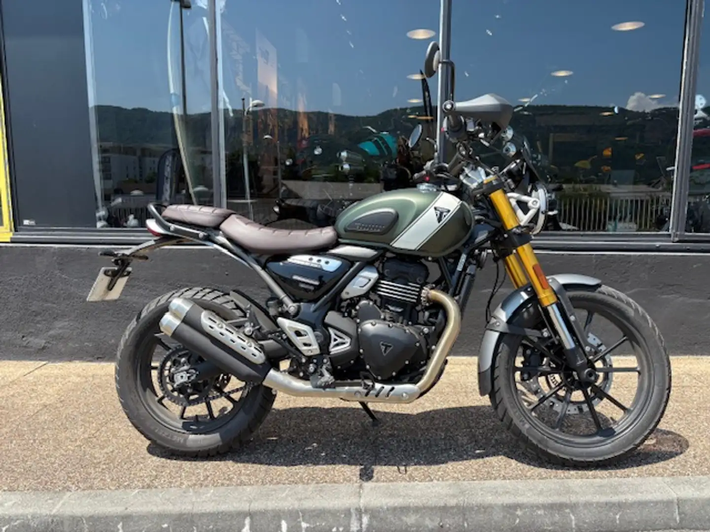 Triumph Scrambler 400 X Vert - 1