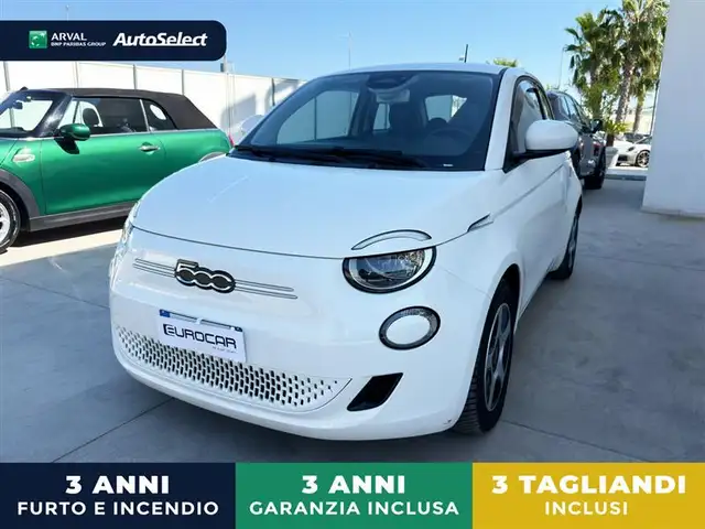 Fiat 500e Passion Auto 36 mesi di garanzia