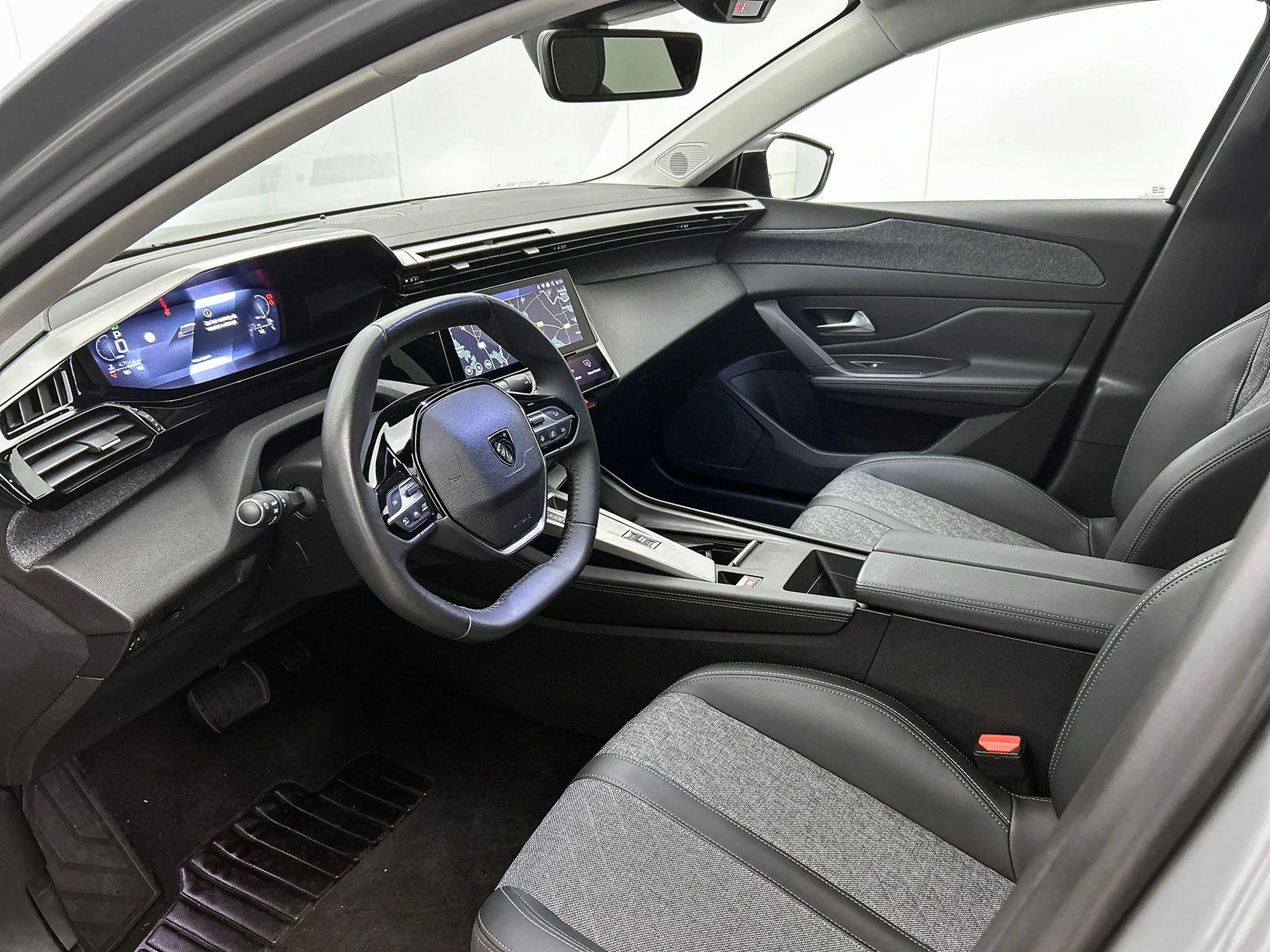 Peugeot 408 1.2 130PK Allure — photo 26