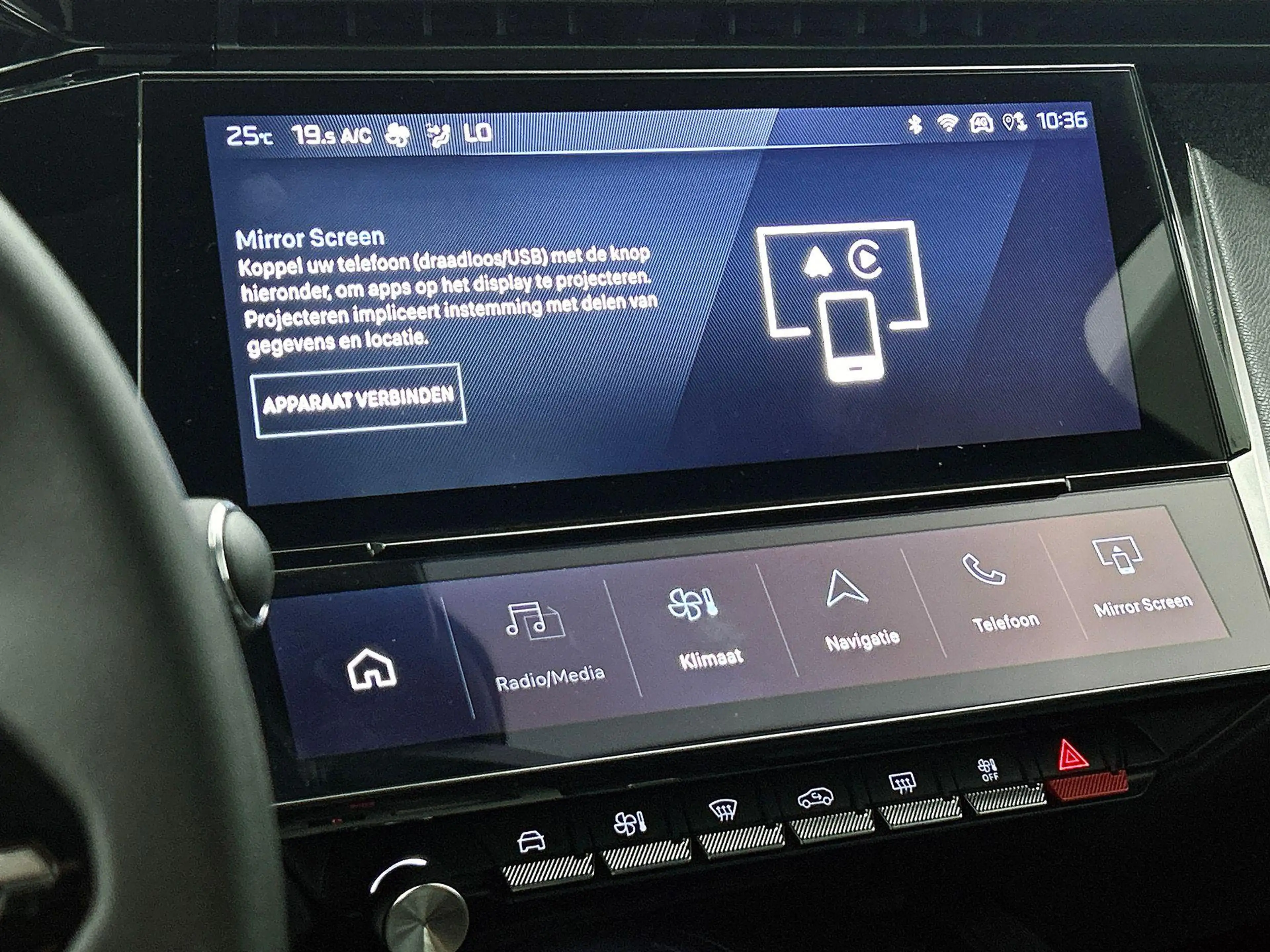 Peugeot 408 1.2 130PK Allure — photo 24