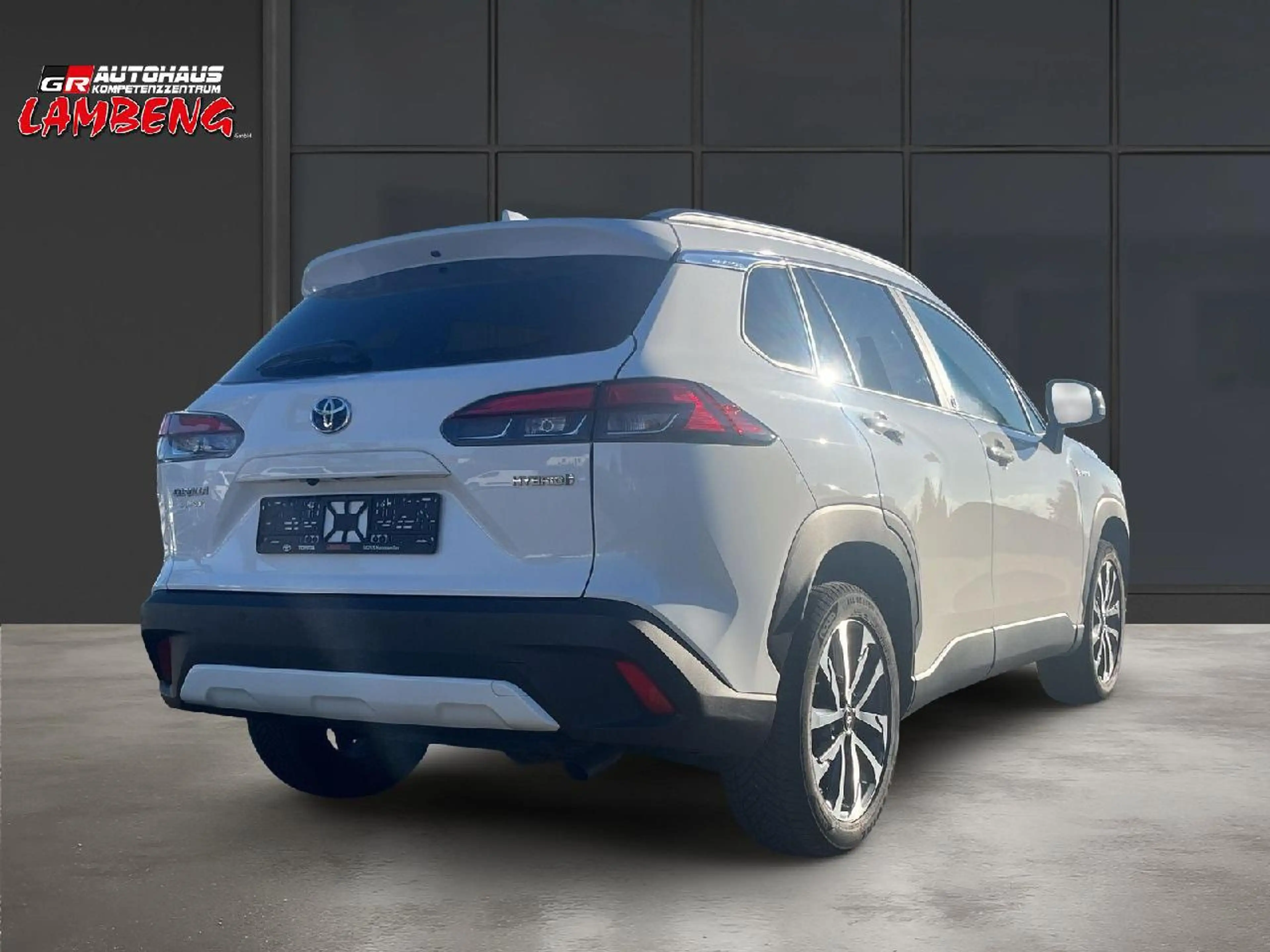 Toyota Corolla Cross 2.0 Hybrid FWD Team D *SHZ*ALLWETTER*LED* — photo 13