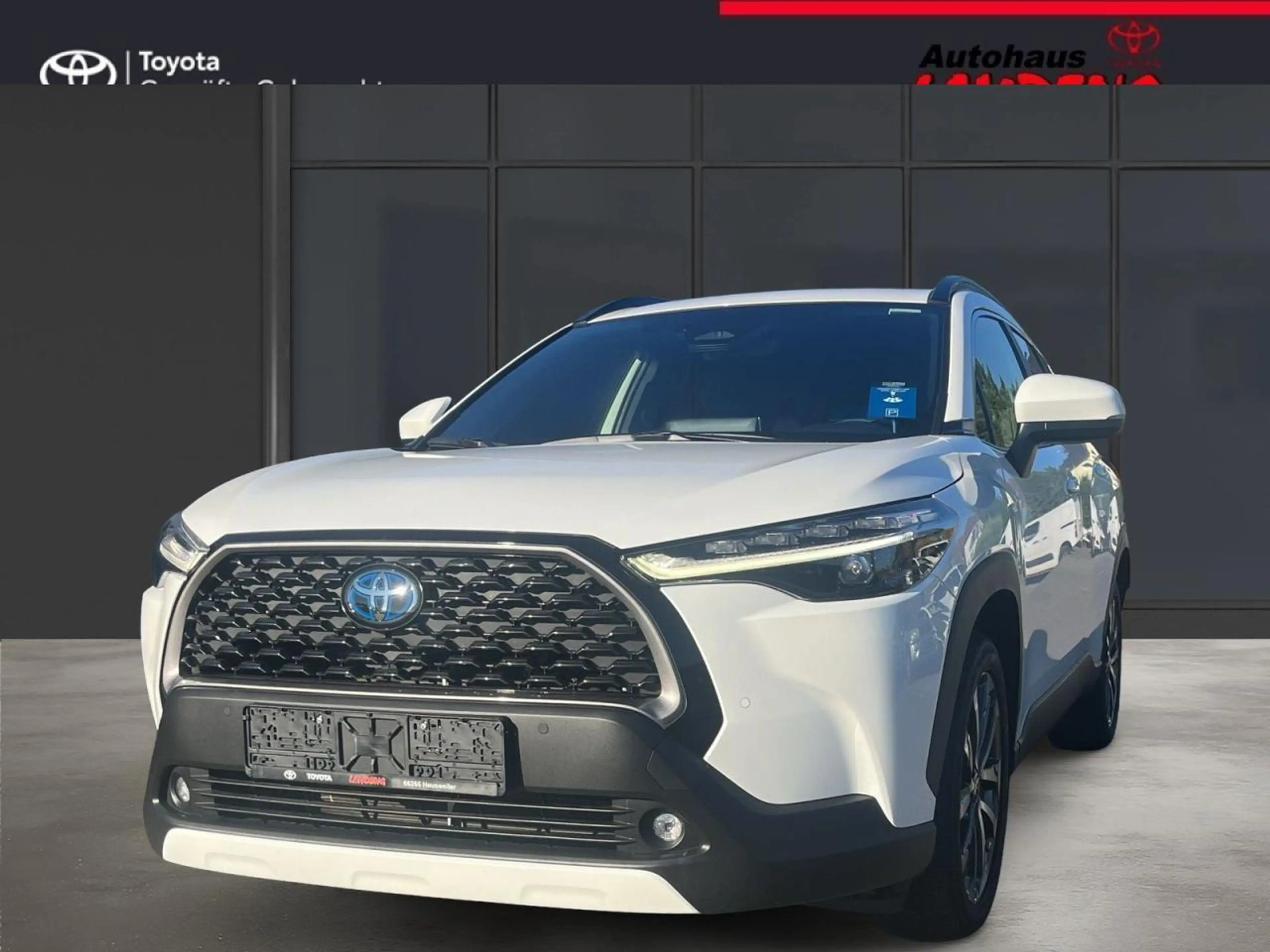 Toyota Corolla Cross 2.0 Hybrid FWD Team D *SHZ*ALLWETTER*LED*