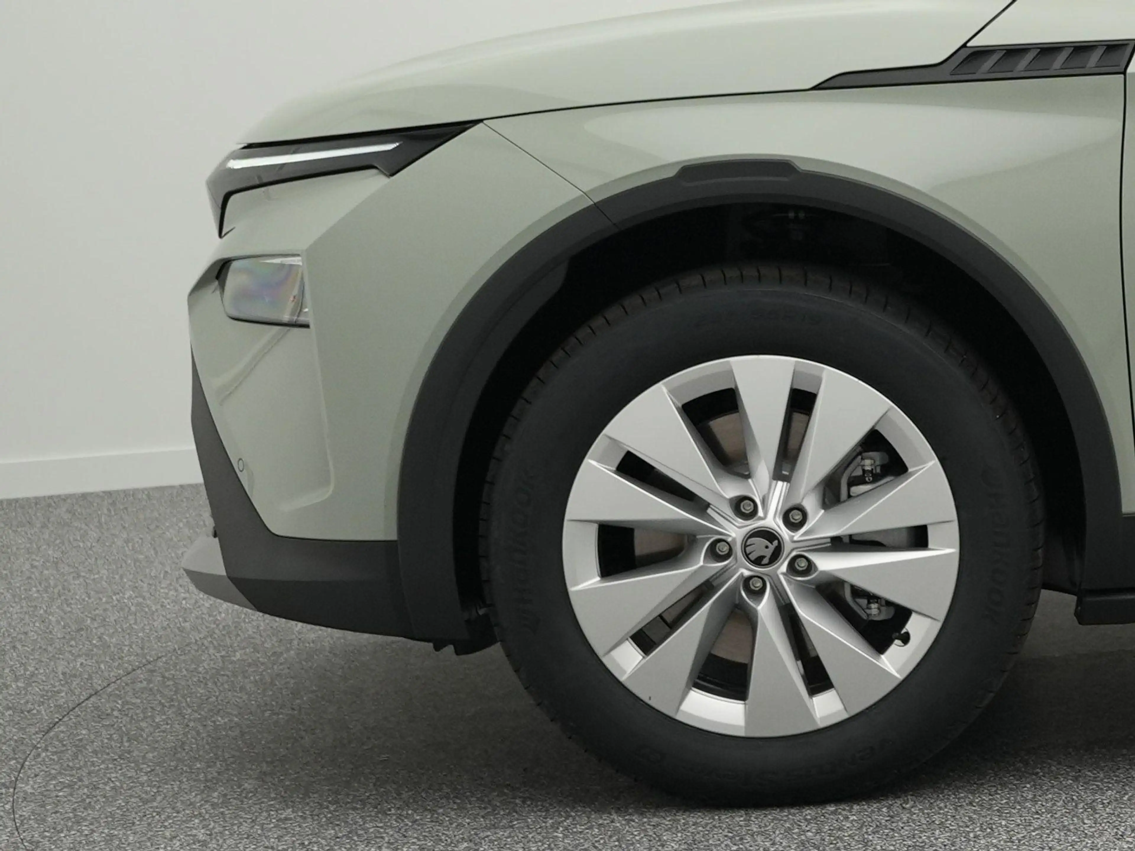 Skoda Elroq Business Edition 85 | Trekhaak | Camera | Stoelver — photo 5