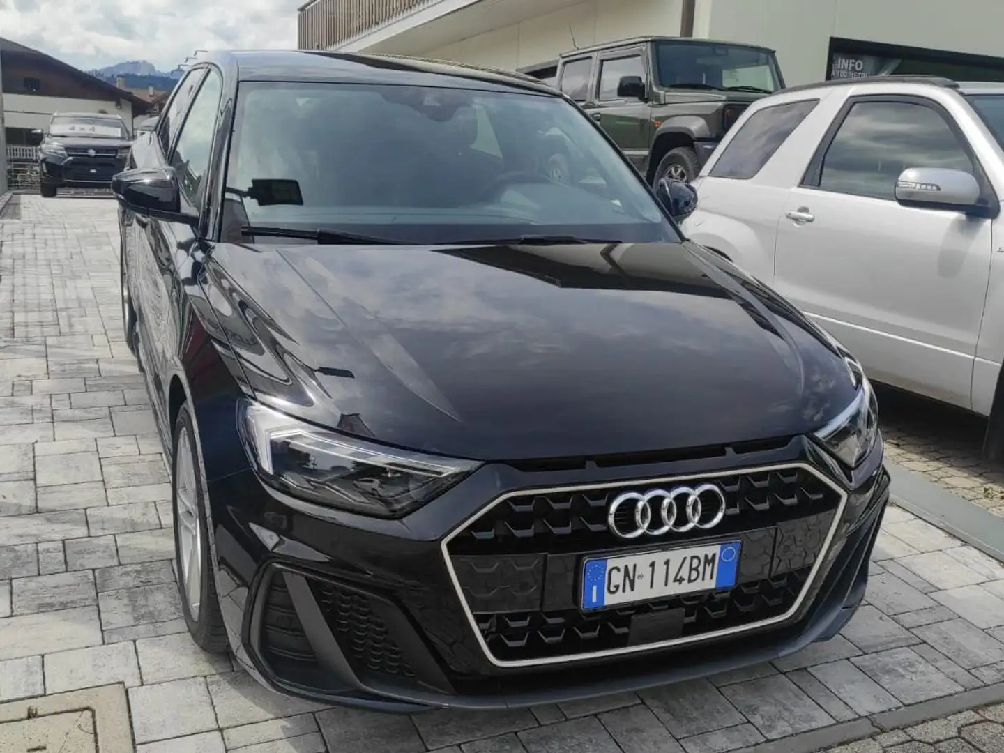 Audi A1 A1 Sportback 25 1.0 tfsi S Line Edition *STUPENDA* Noir - 1