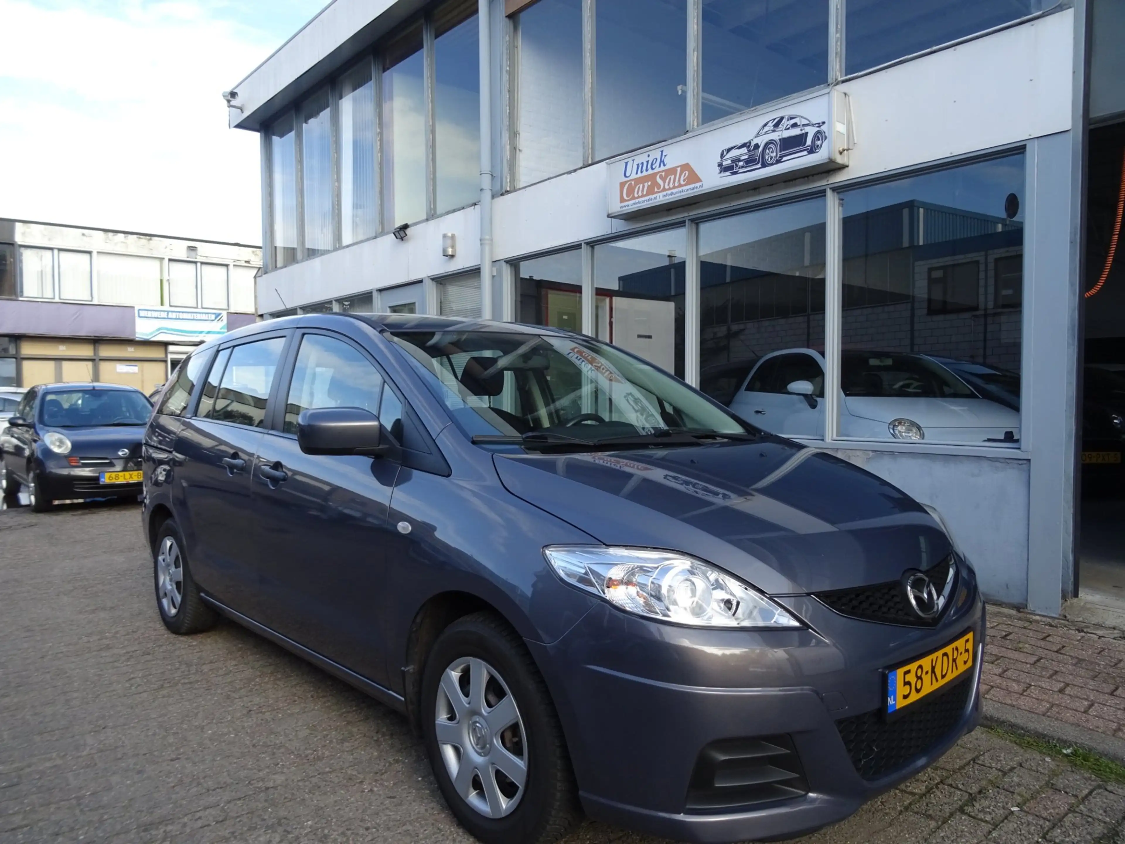 Mazda 5 1.8 S — photo 6