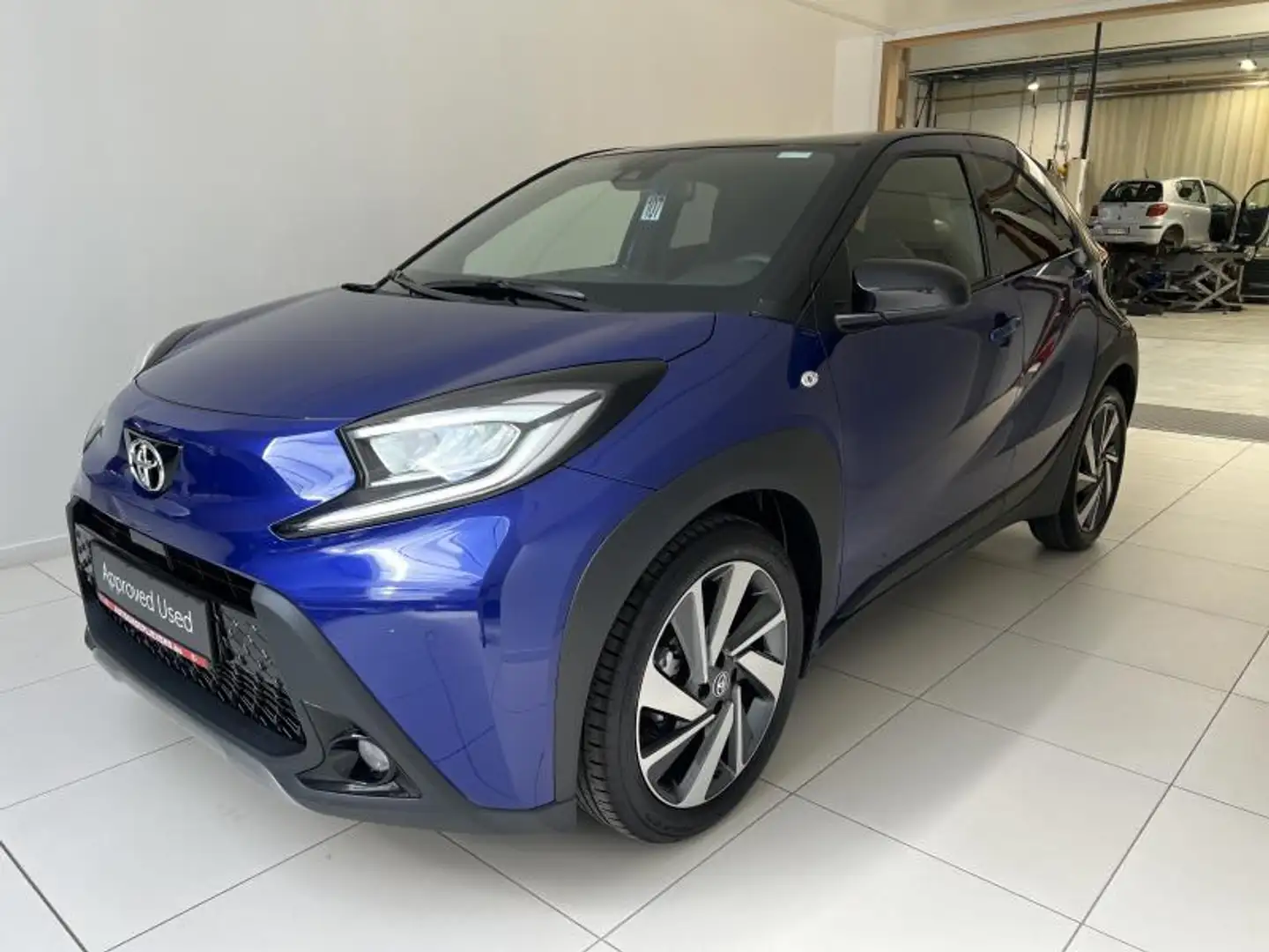 Toyota Aygo X ENVY 1.0 BENZ MT Blu/Azzurro - 1