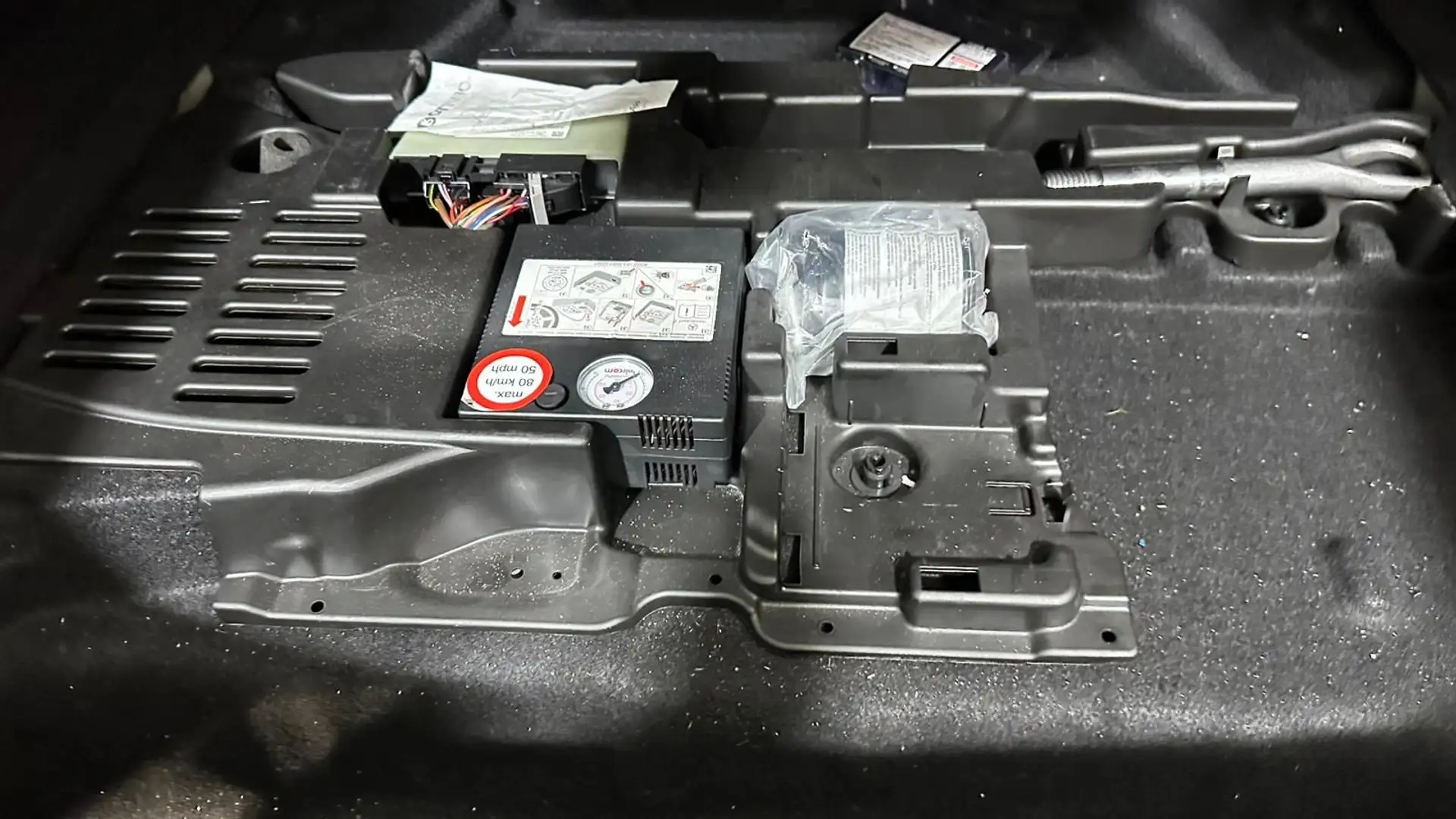 Mercedes-Benz CLA 180 CLA 180d Progressive auto Grau - 2