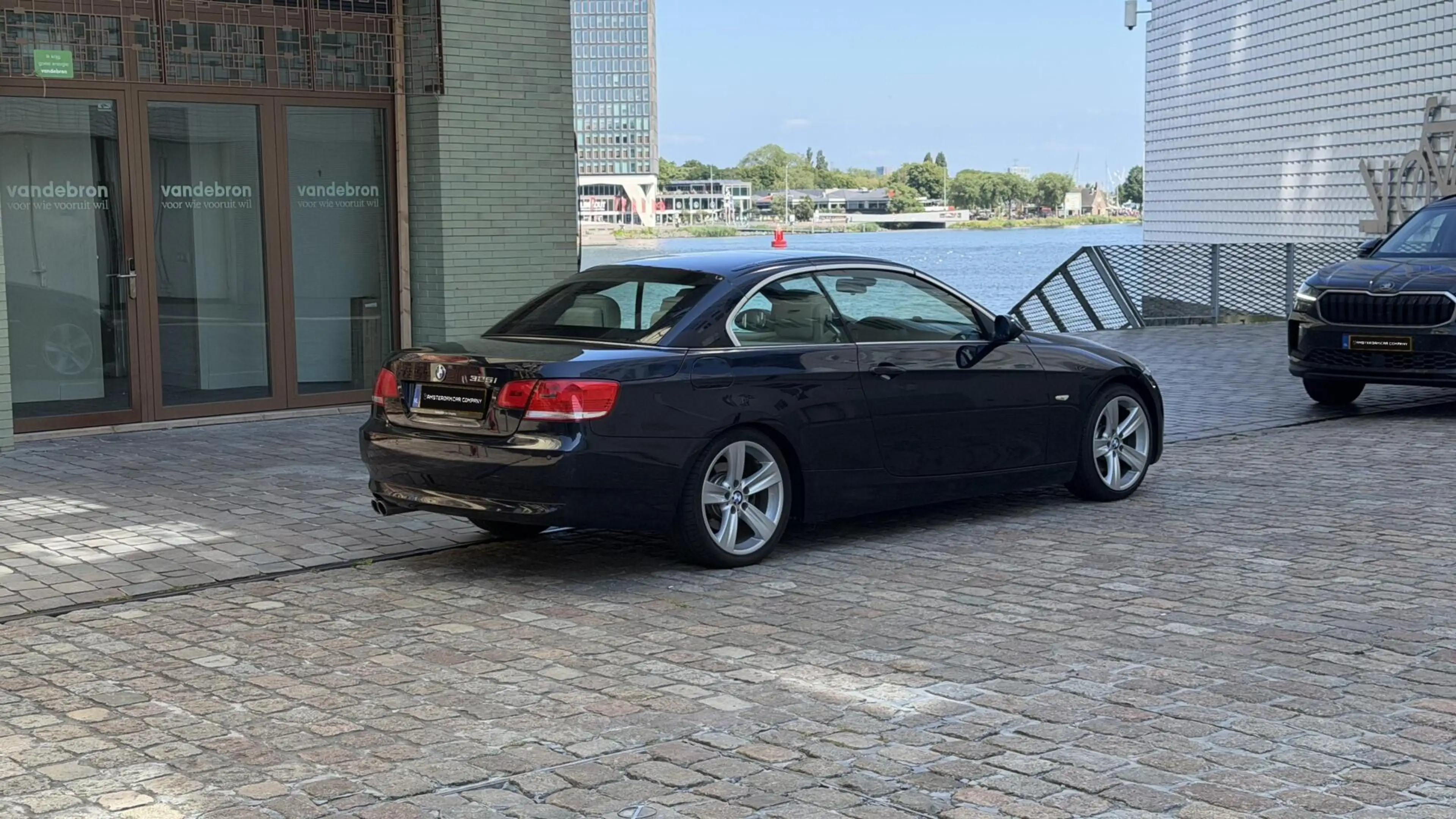 BMW 325 3-serie Cabrio 325i High Executive — photo 4