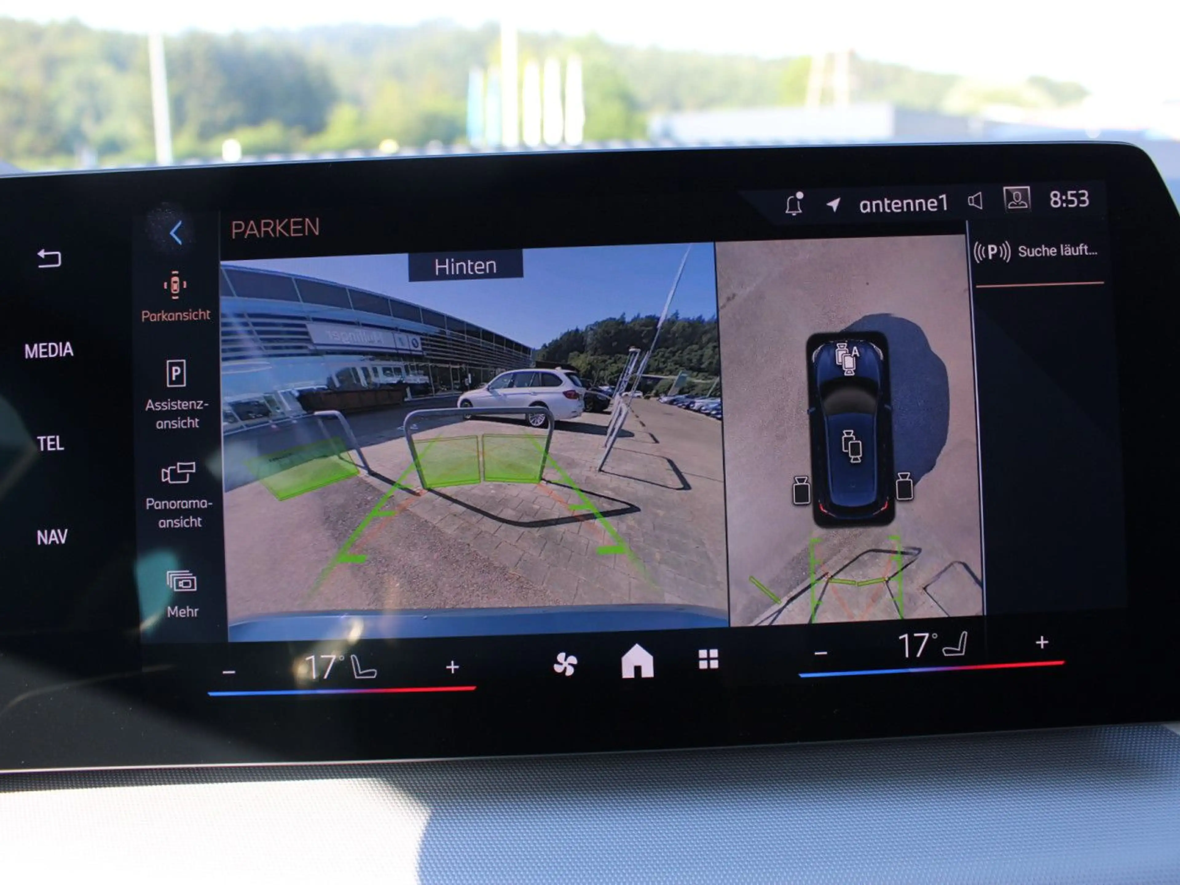 BMW 218 i AT. HUD ACC SuView Ad-LED Komfz.DAB AHK Navi — photo 14