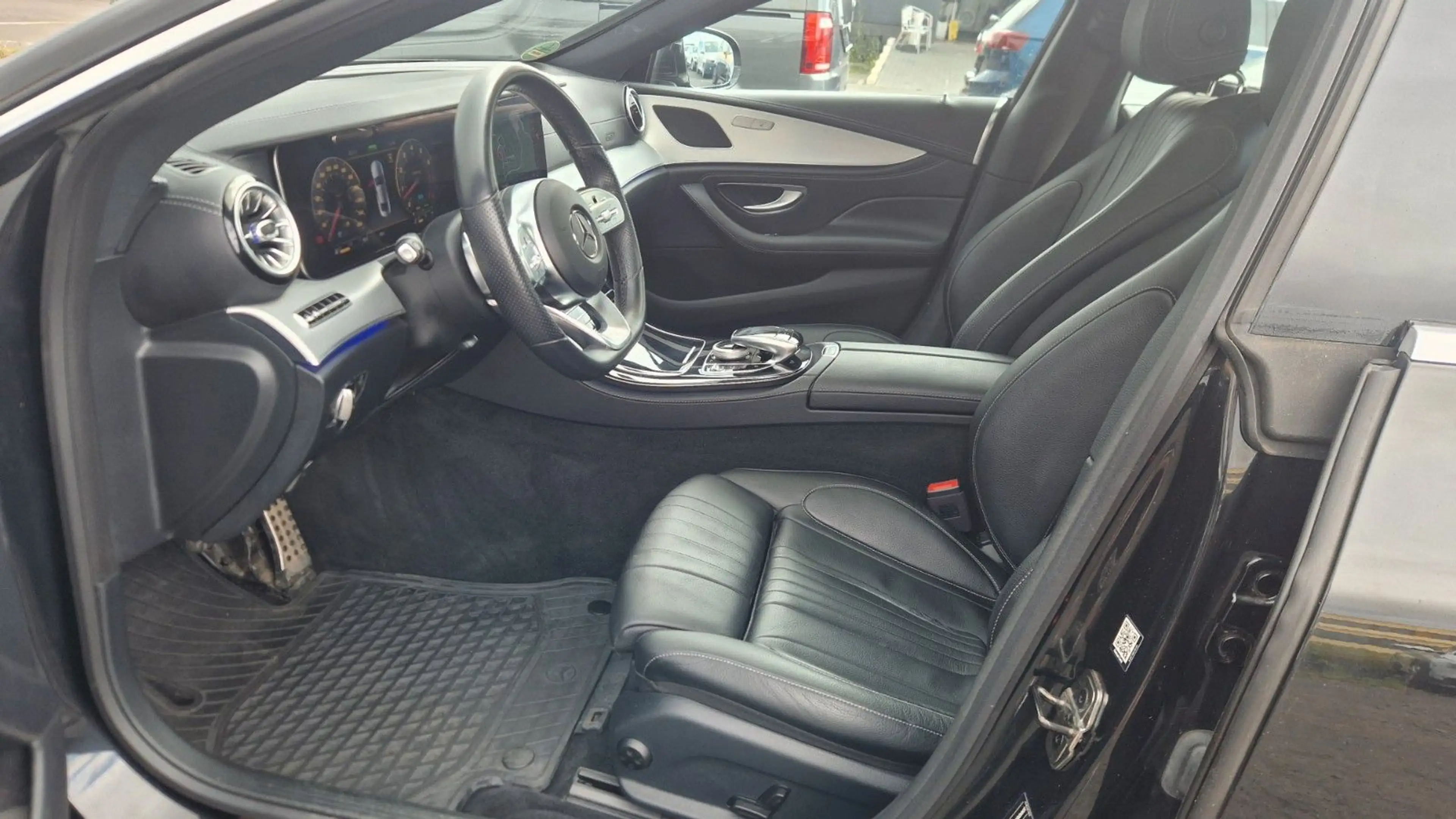 Mercedes-Benz CLS 450 4Matic AMG Widescreen Multibeam 360* — photo 11
