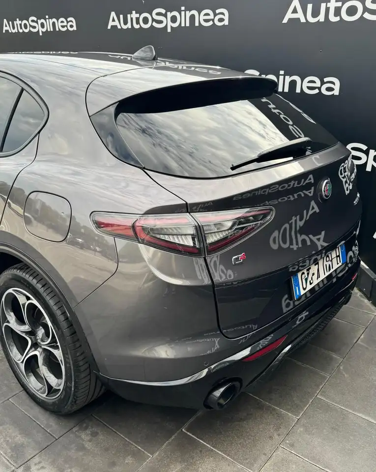 Alfa Romeo Stelvio 2025 — фото 6