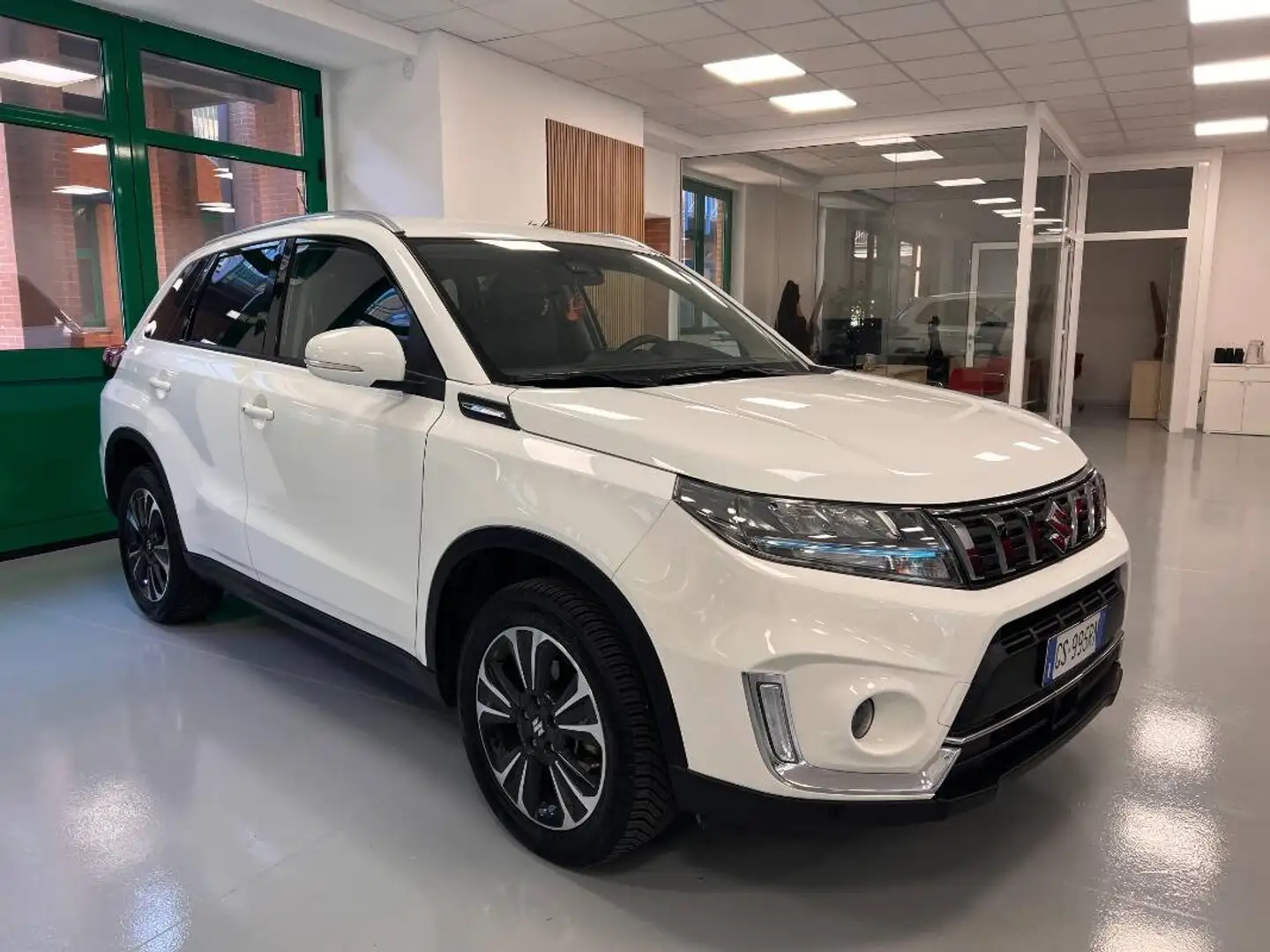 Suzuki Vitara 1.4h Top 2wd Blanco - 1