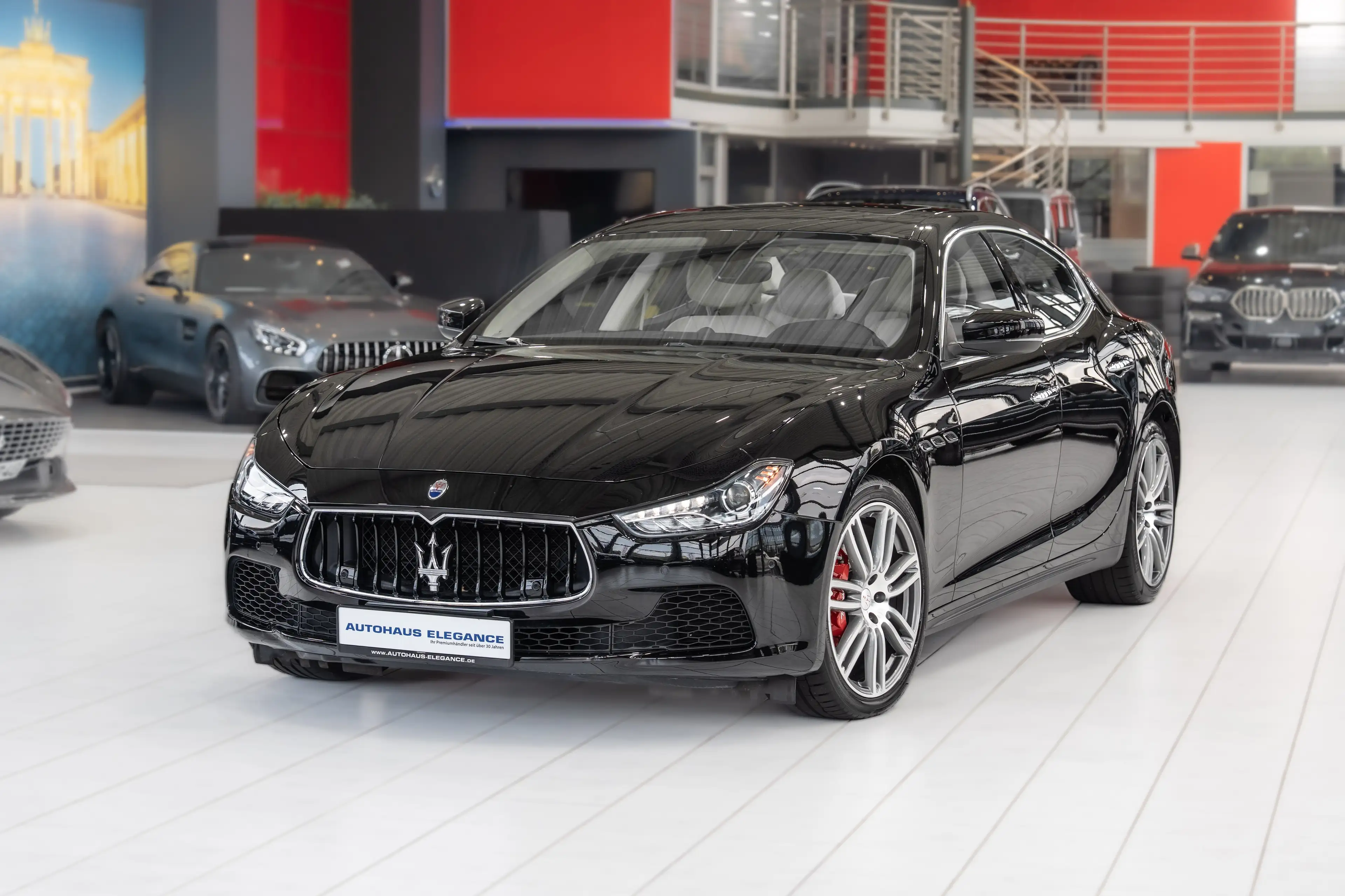 Maserati Ghibli *BREMBO*DARK-MIRROR*BI-XENON*LEDER*1.HAND* — photo 8