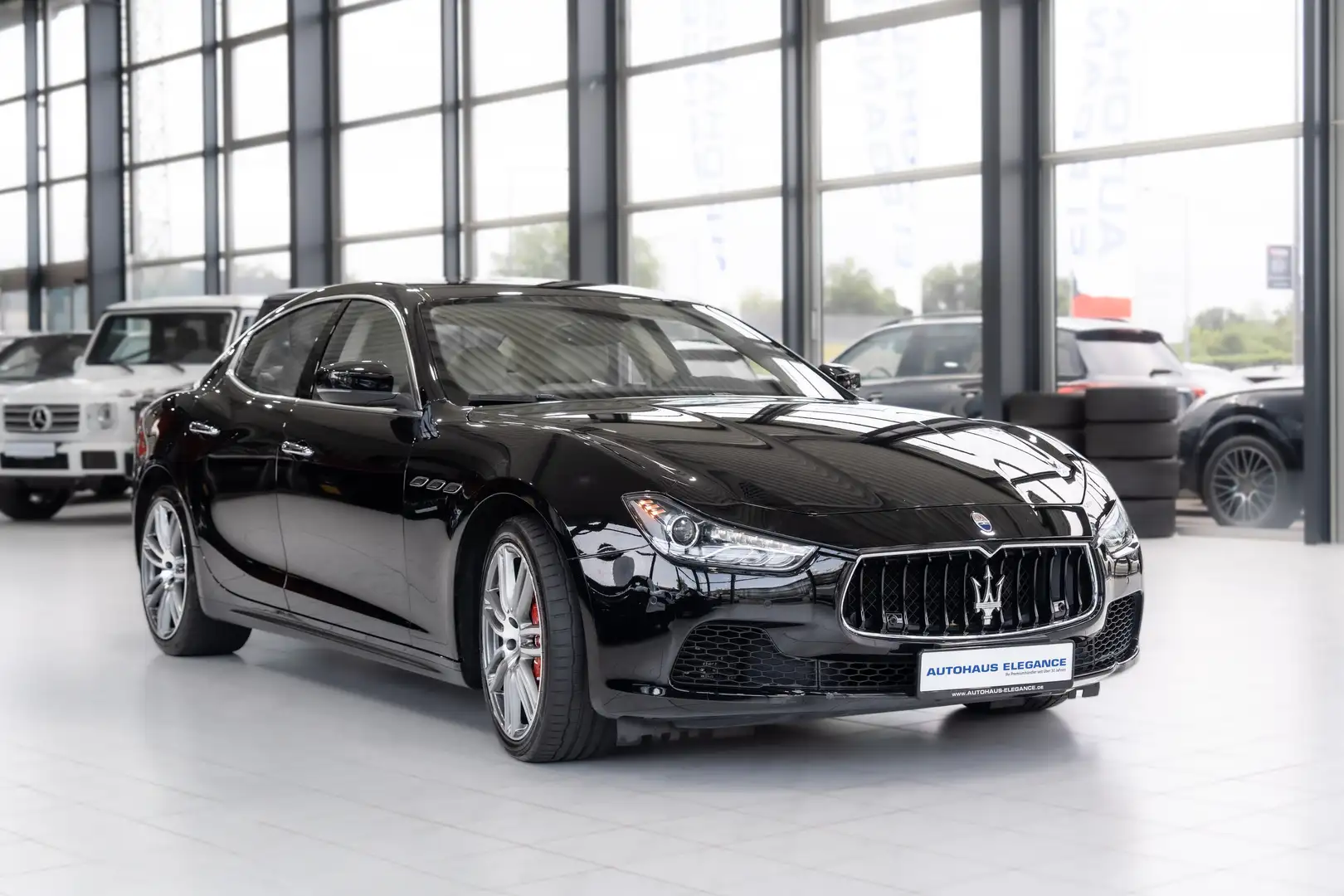 Maserati Ghibli *BREMBO*DARK-MIRROR*BI-XENON*LEDER*1.HAND* Noir - 2