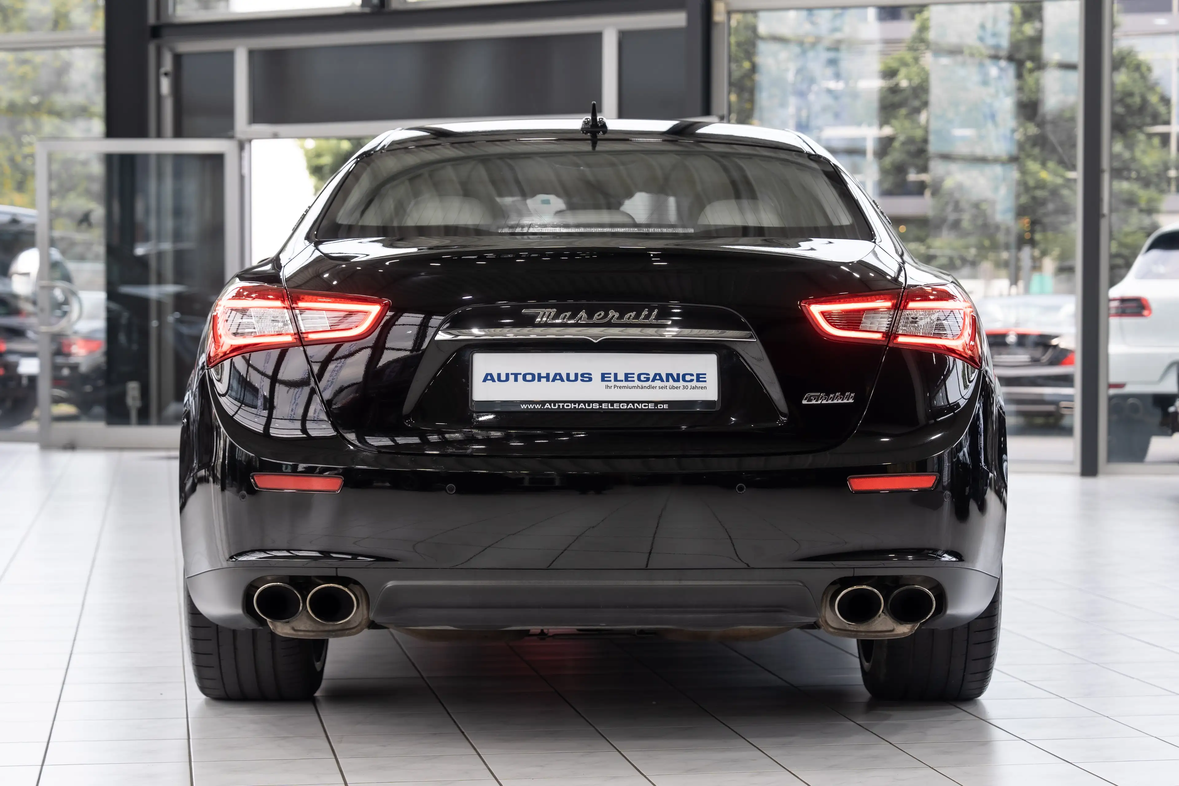 Maserati Ghibli *BREMBO*DARK-MIRROR*BI-XENON*LEDER*1.HAND* — photo 7