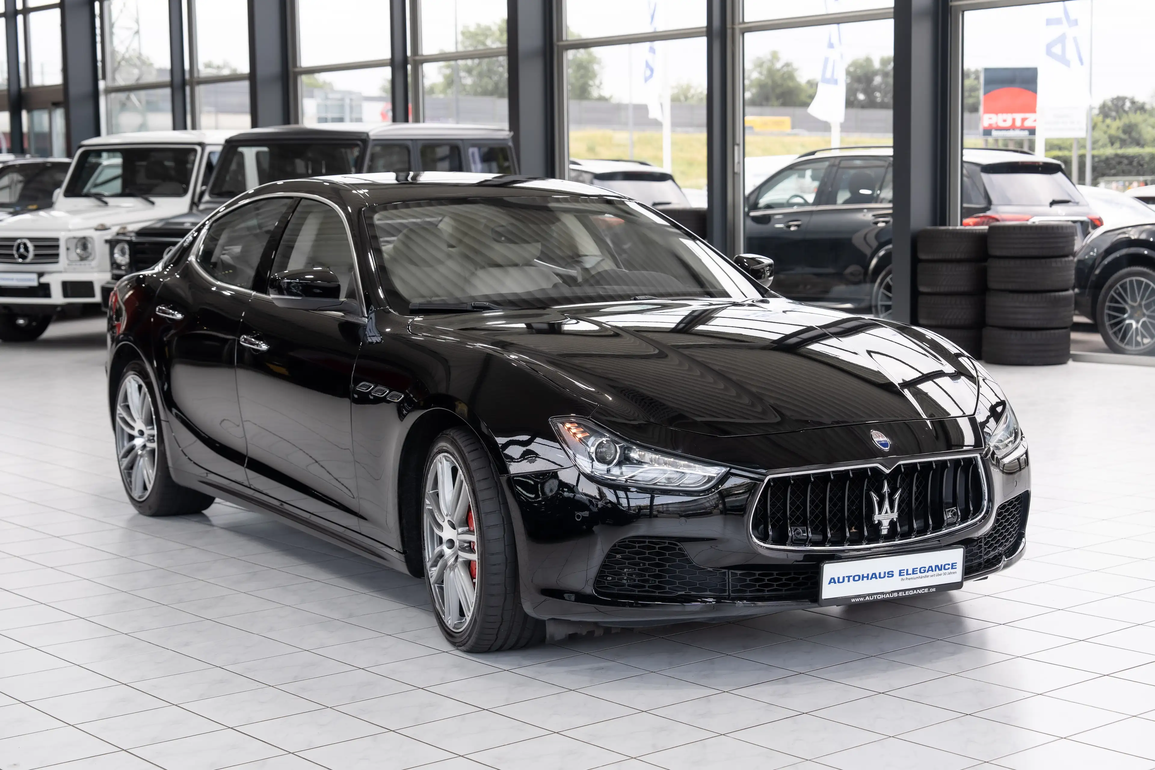 Maserati Ghibli *BREMBO*DARK-MIRROR*BI-XENON*LEDER*1.HAND* — photo 9