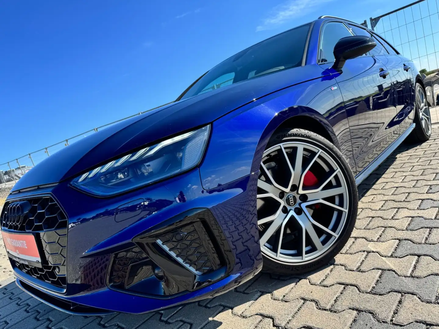 Audi A4 Q S Line COMPETITION EDT+ AHK STANDHZG MATRIX Blau - 1