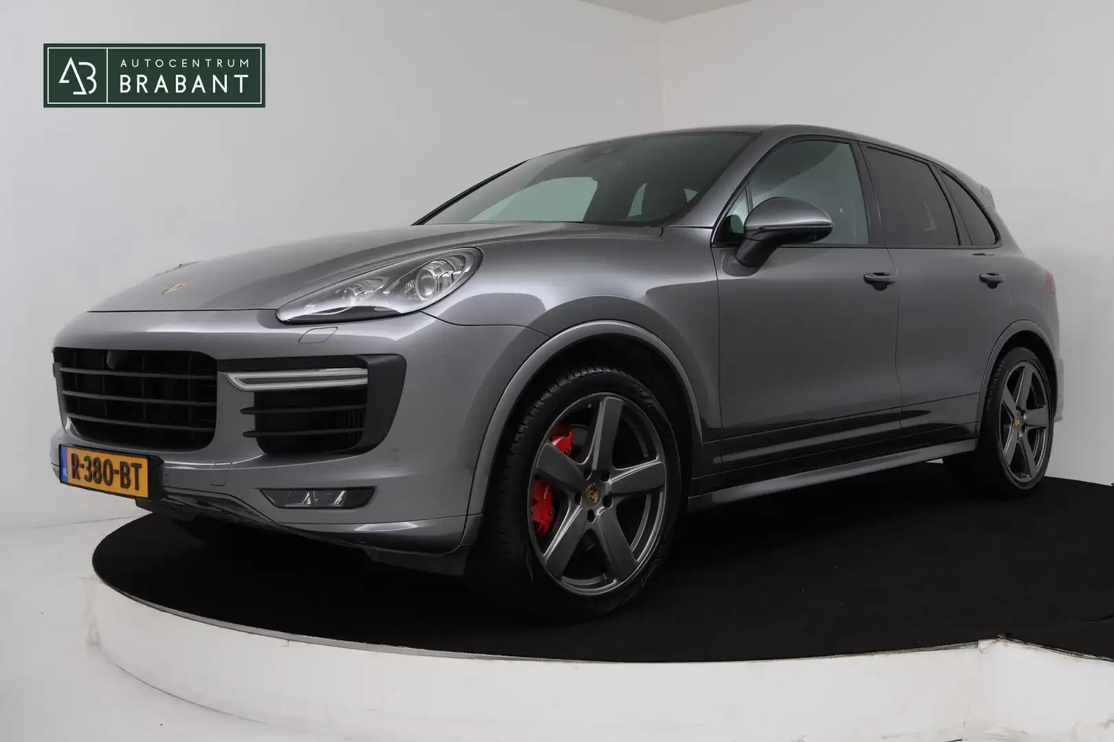 Porsche Cayenne 3.6 GTS | 441PK | CARPLAY!! | GOED ONDERH | SPORT Grijs - 1