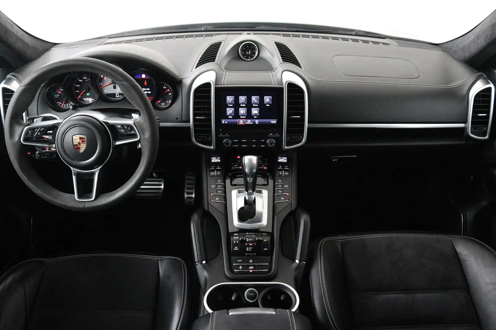 Porsche Cayenne 3.6 GTS | 441PK | CARPLAY!! | GOED ONDERH | SPORT Grijs - 2
