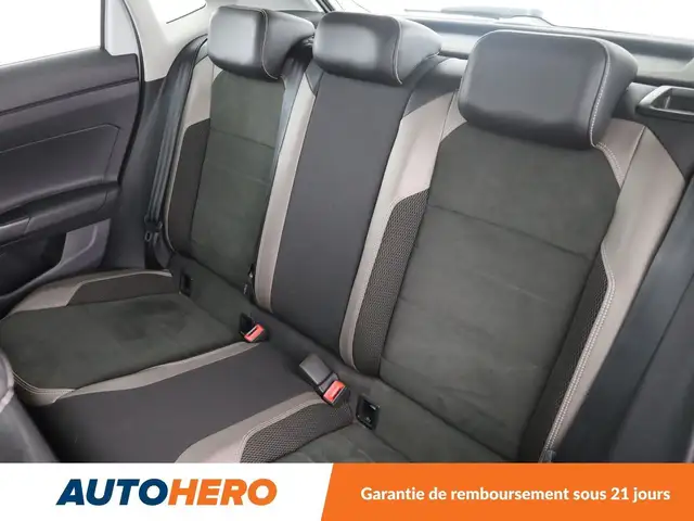 Volkswagen Polo view 14