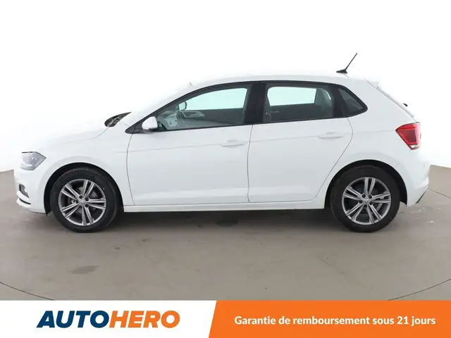 Volkswagen Polo view 3