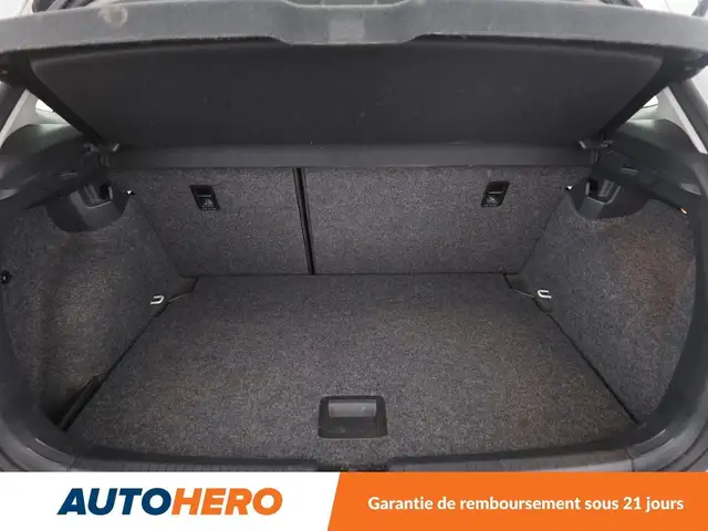 Volkswagen Polo view 17