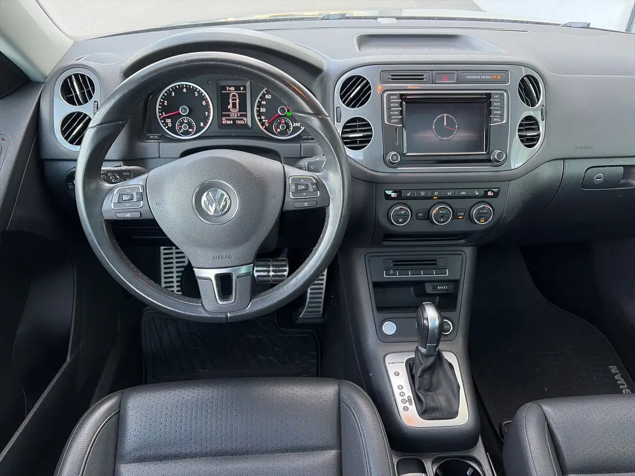 Volkswagen Tiguan снимка Volkswagen Tiguan