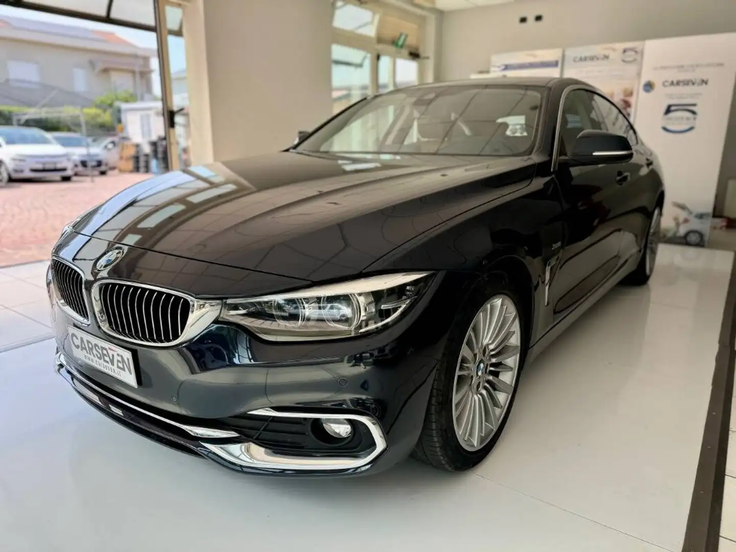 BMW 418 418d Luxury Bleu - 1