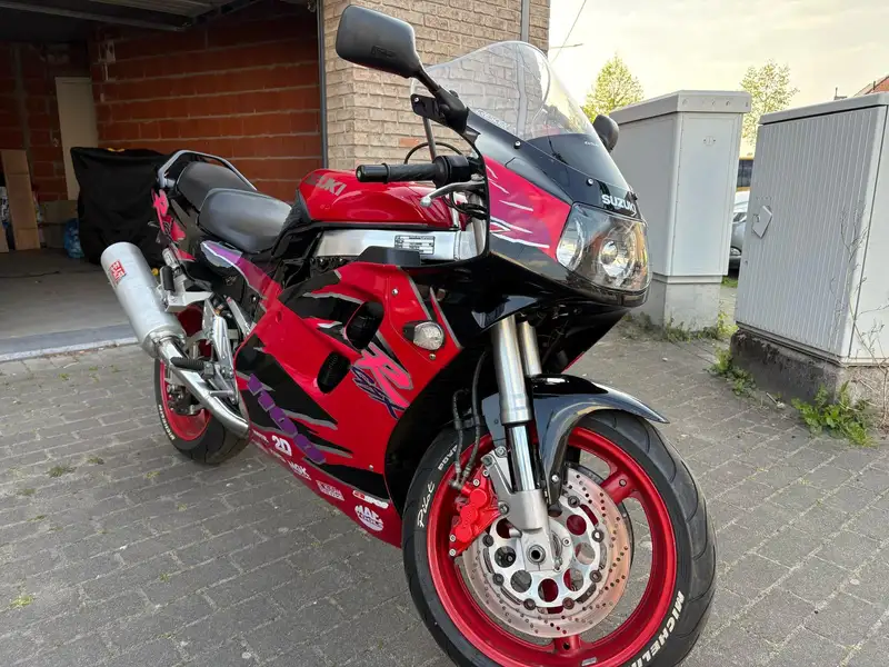 Suzuki GSX-R 1100 - foto 5