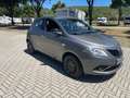 Lancia Ypsilon Ypsilon 1.2 Gold s Gris - thumbnail 2