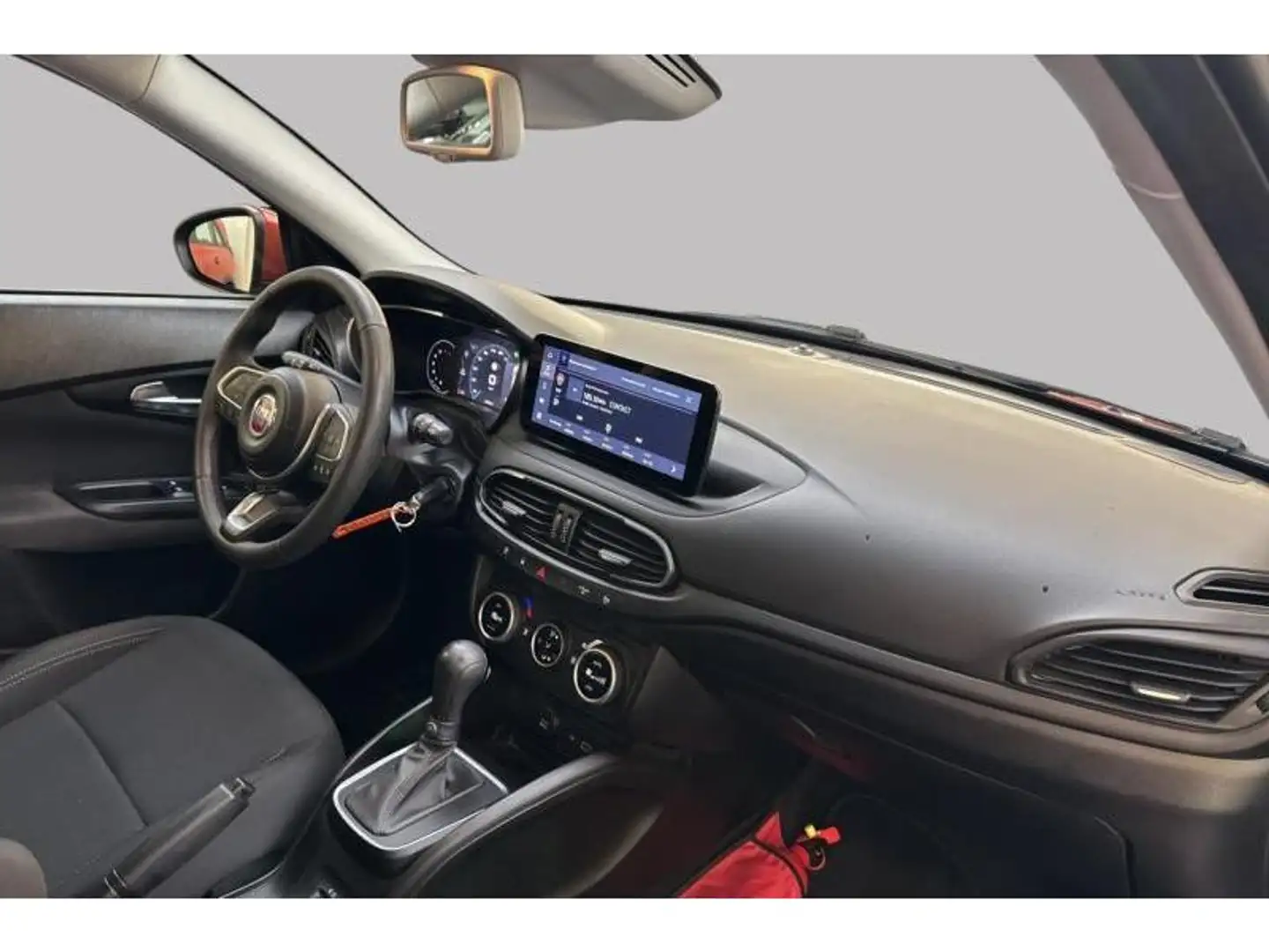 Fiat Tipo 4/5 portes / Station Wagon Orange - 2