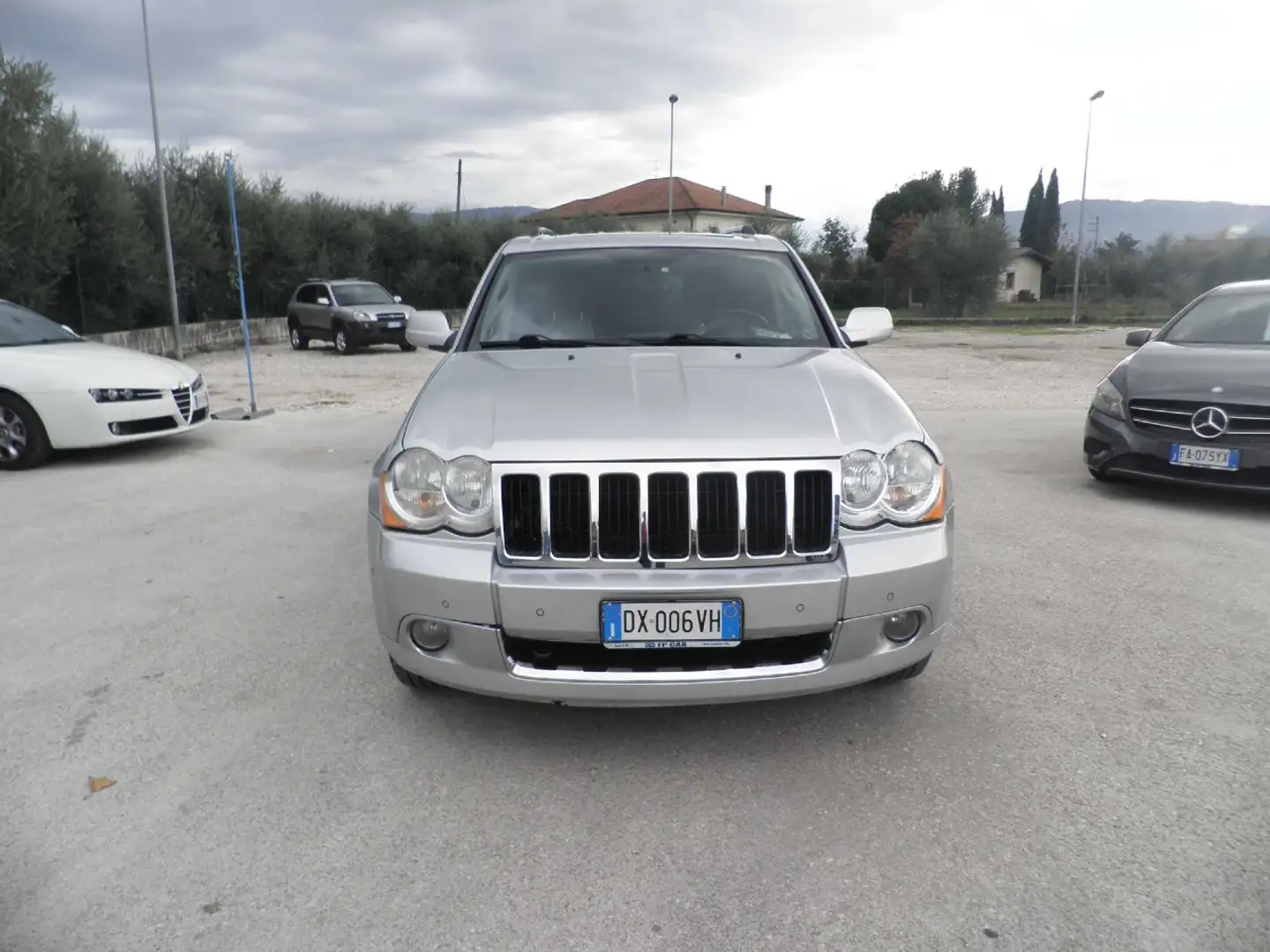 Jeep Grand Cherokee 3.0 V6 crd Limited auto Zilver - 2