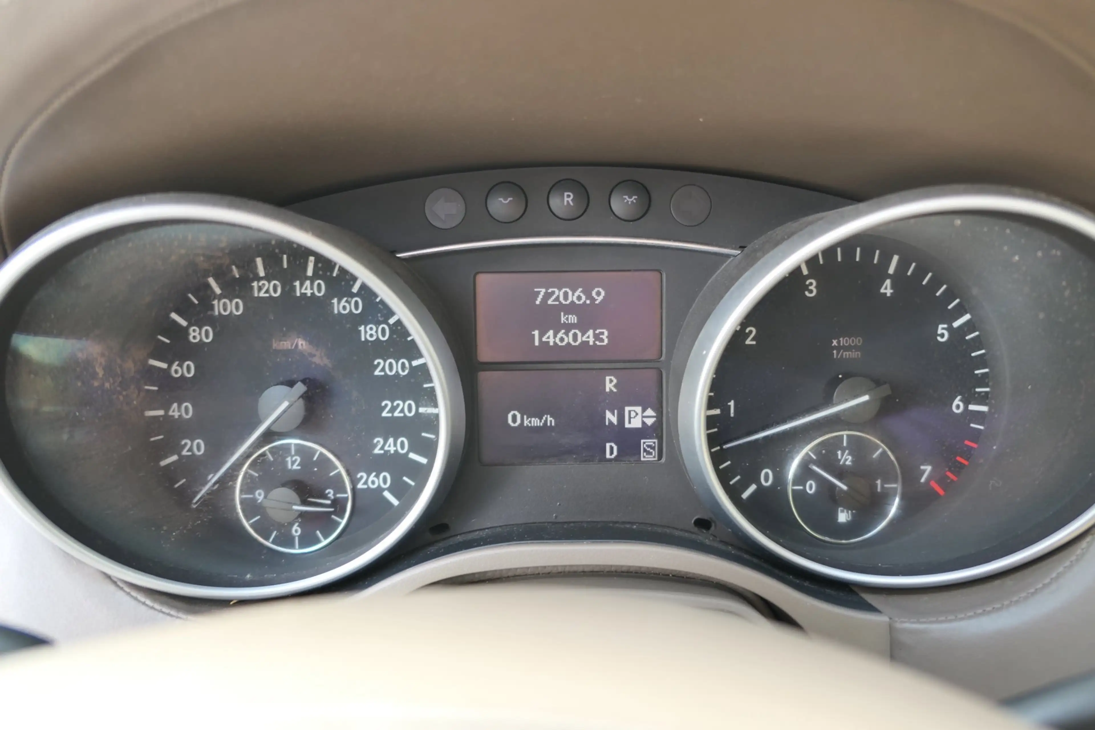 Mercedes-Benz GL 500 Youngtimer 7-Persoons Panorama Memory — photo 4