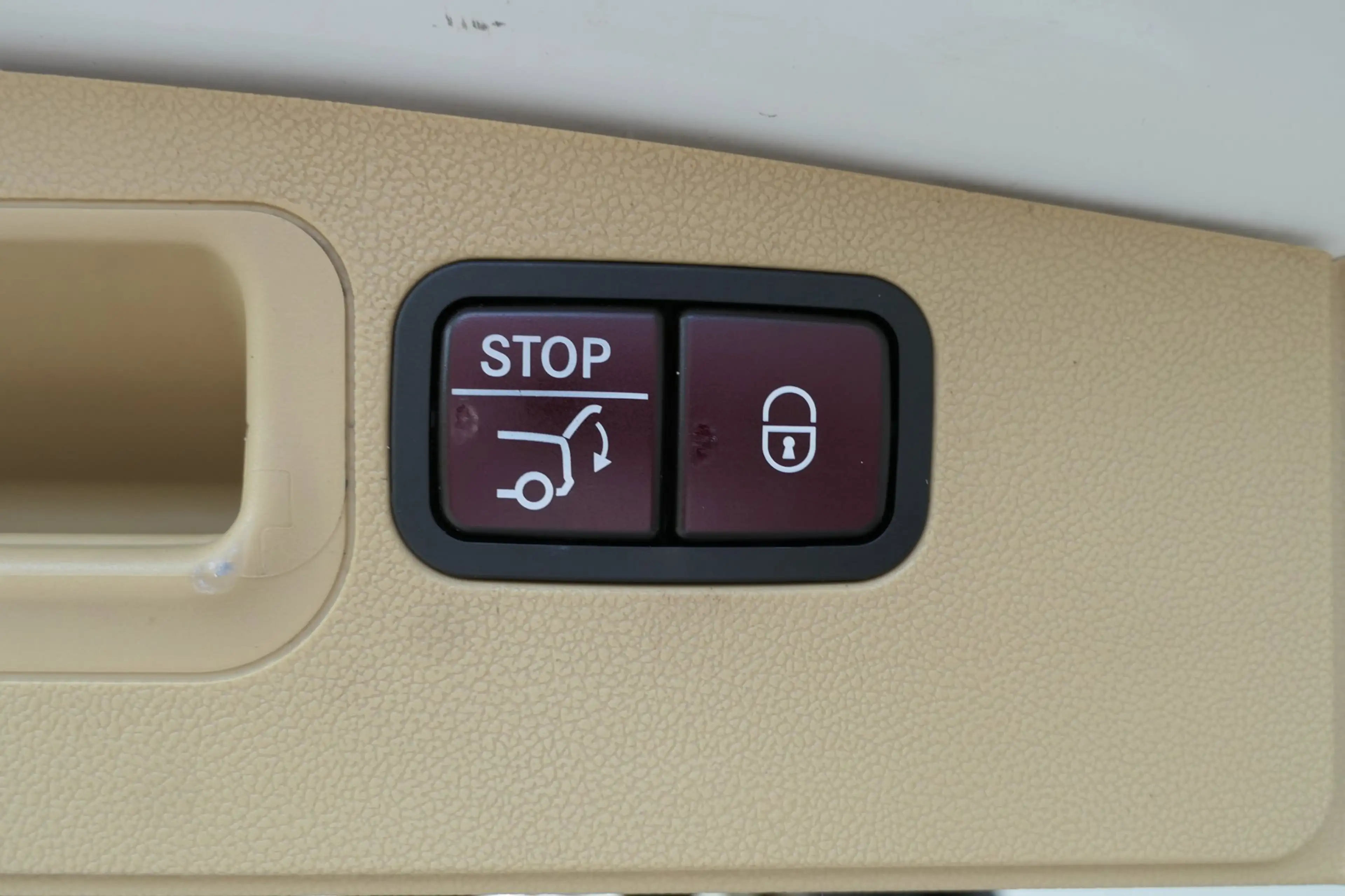 Mercedes-Benz GL 500 Youngtimer 7-Persoons Panorama Memory — photo 24