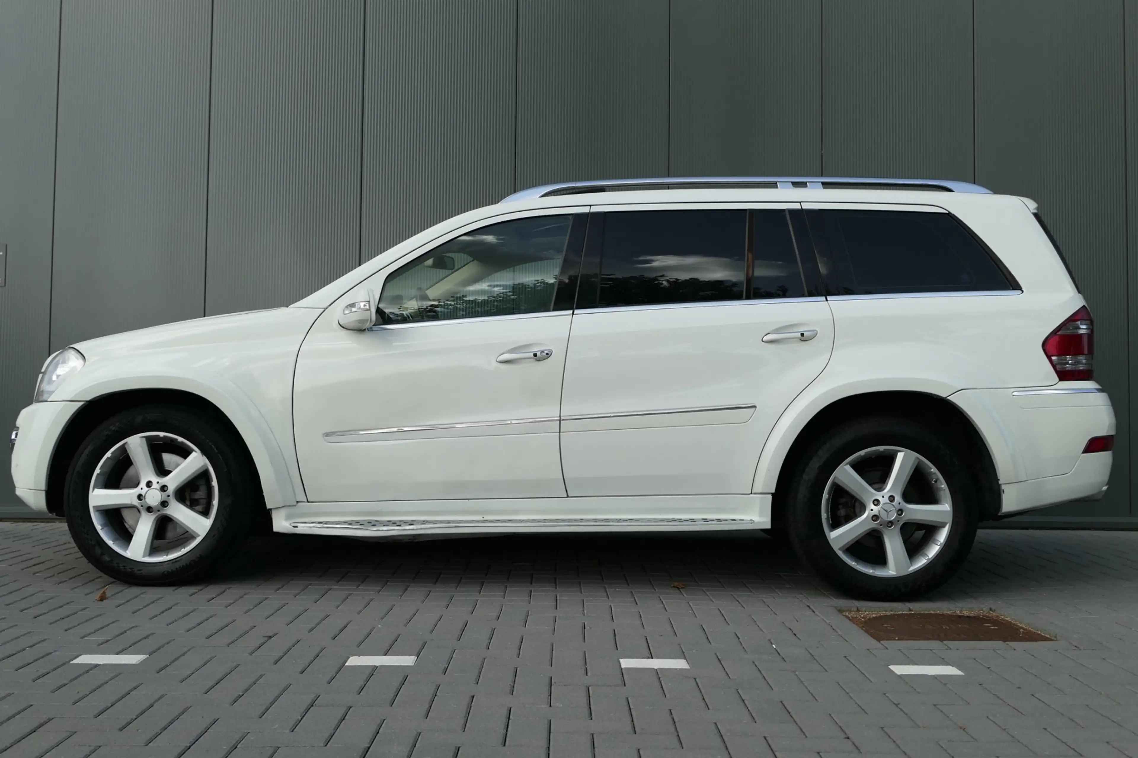Mercedes-Benz GL 500 Youngtimer 7-Persoons Panorama Memory — photo 25