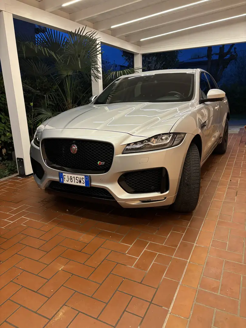 Jaguar F-Pace FULL OPTONIAL - 1