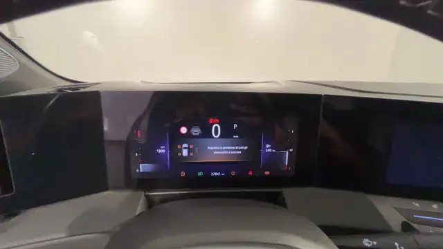 Opel Astra view 11