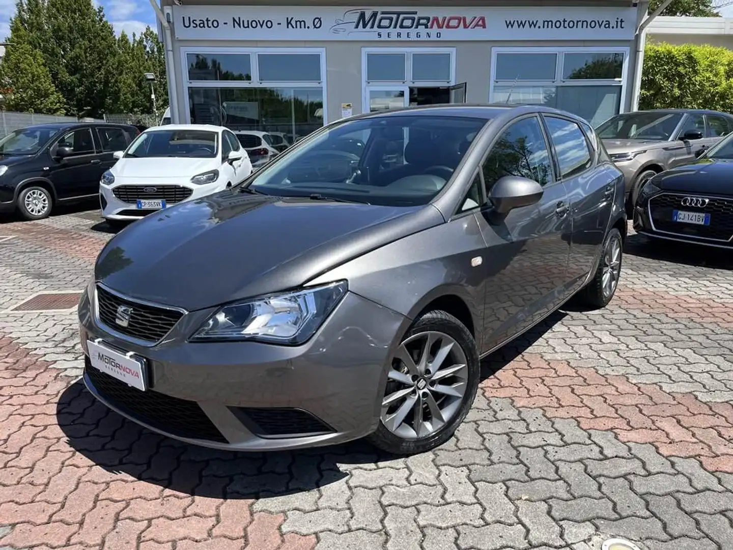 SEAT Ibiza 1.2 Hi-Tech 70cv Grigio - 1