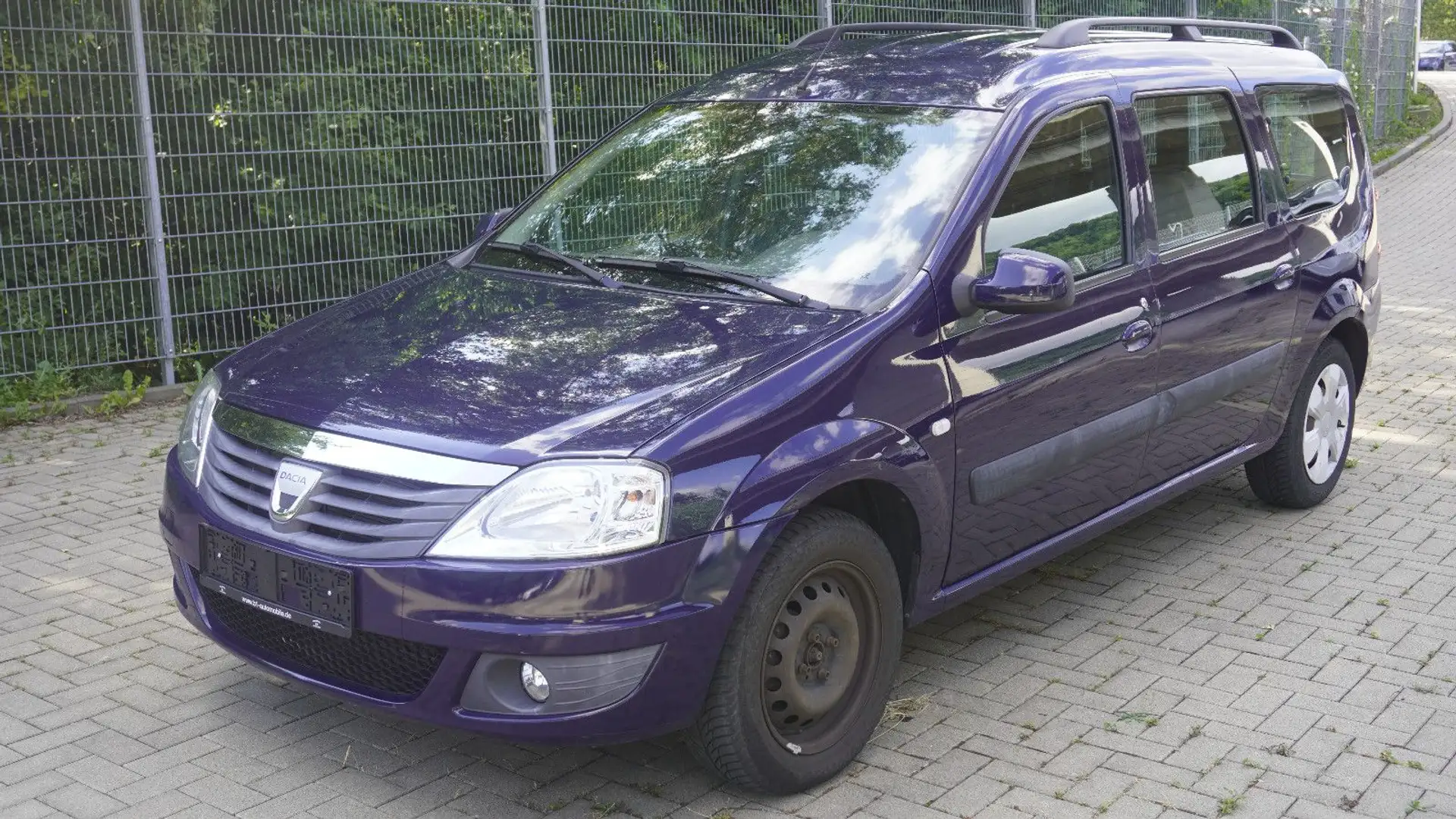 Dacia Logan MCV Kombi Laureate*AHK*7-SITZER Bleu - 1
