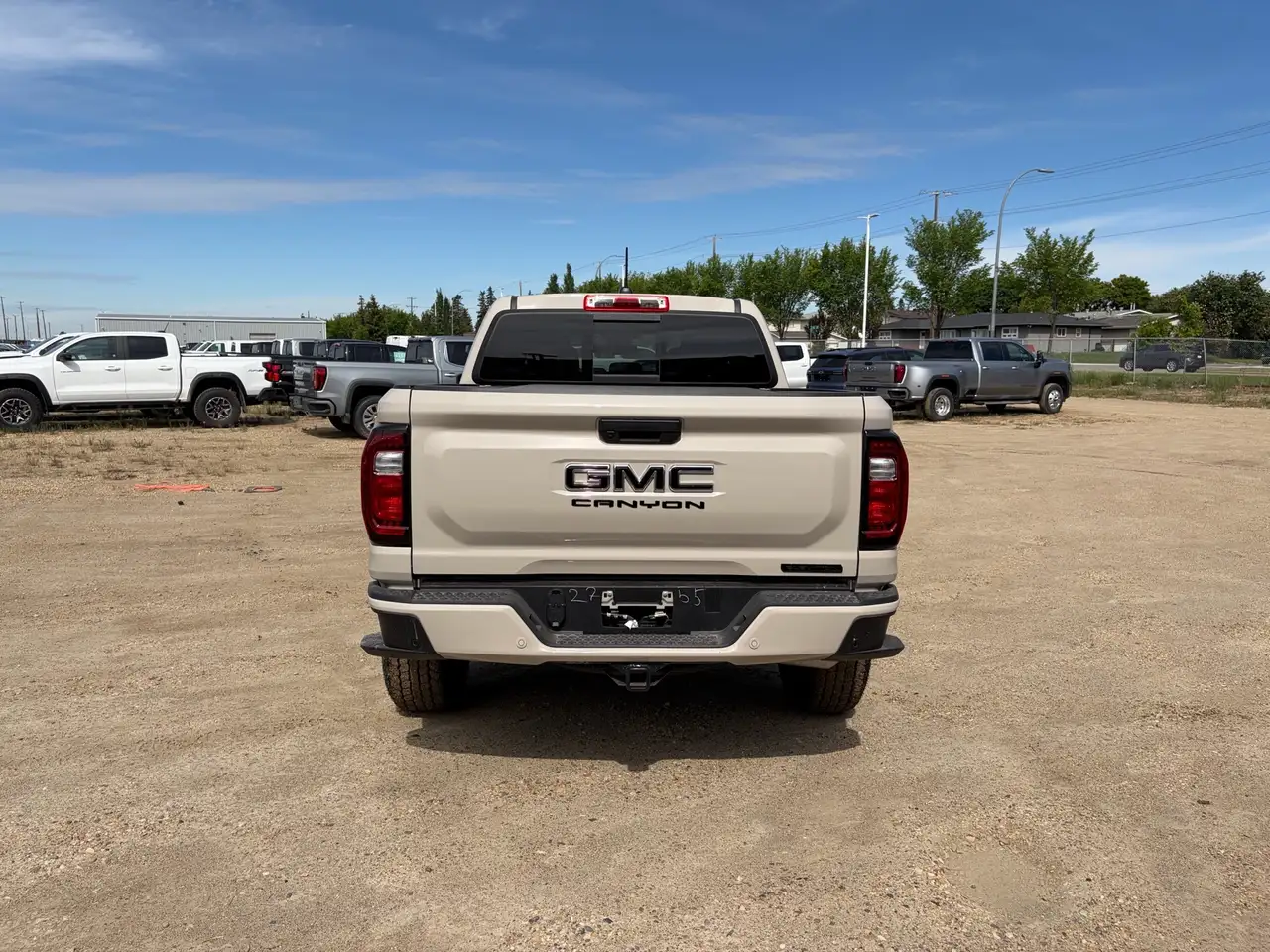 GMC Canyon photo GMC Canyon