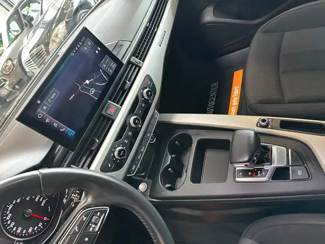Audi A4 Avant view 10
