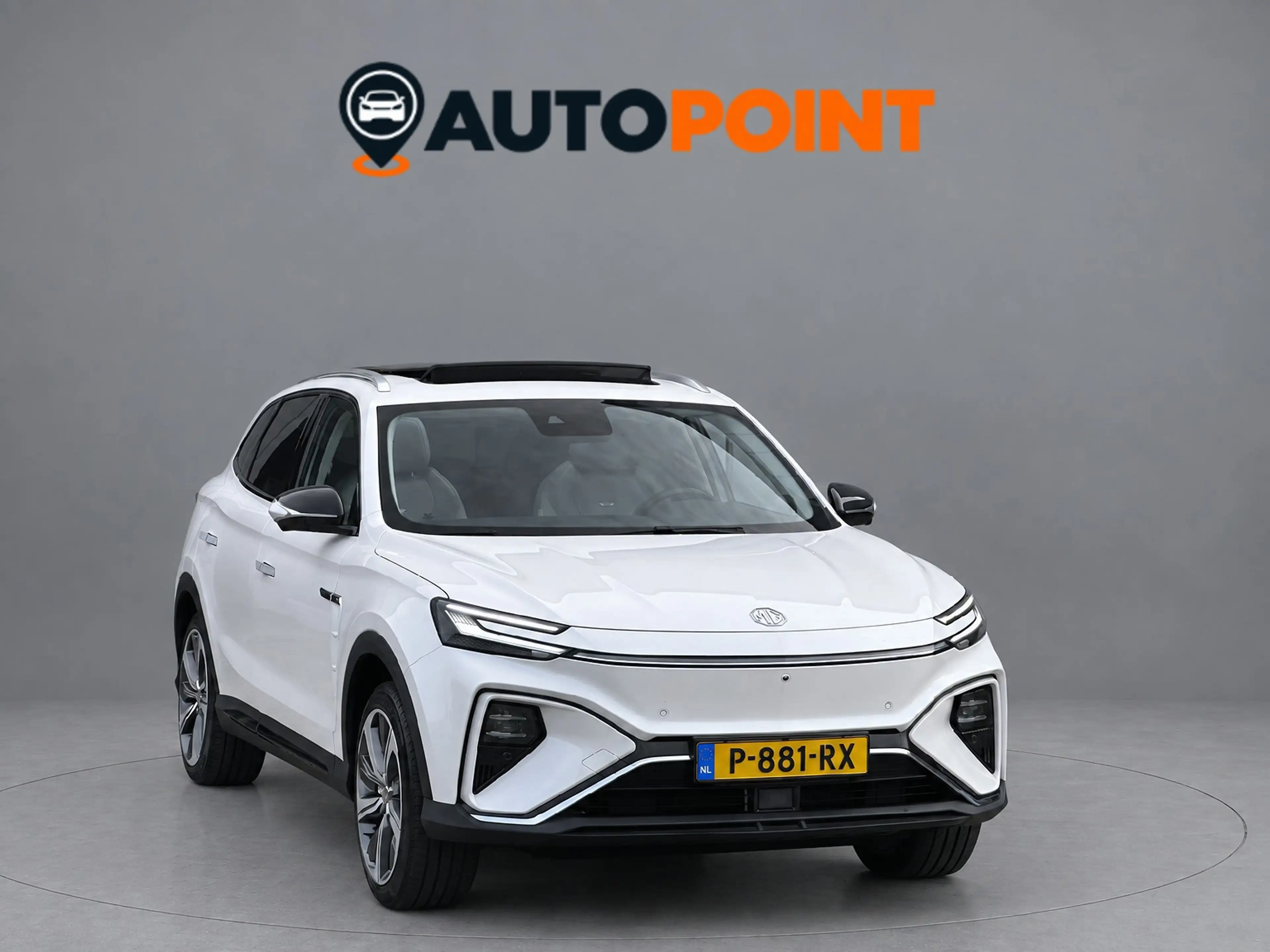 MG Marvel R Exclusive 70 kWh SOH 94.22% PANO BOSE TREKHAAK LEE — photo 4