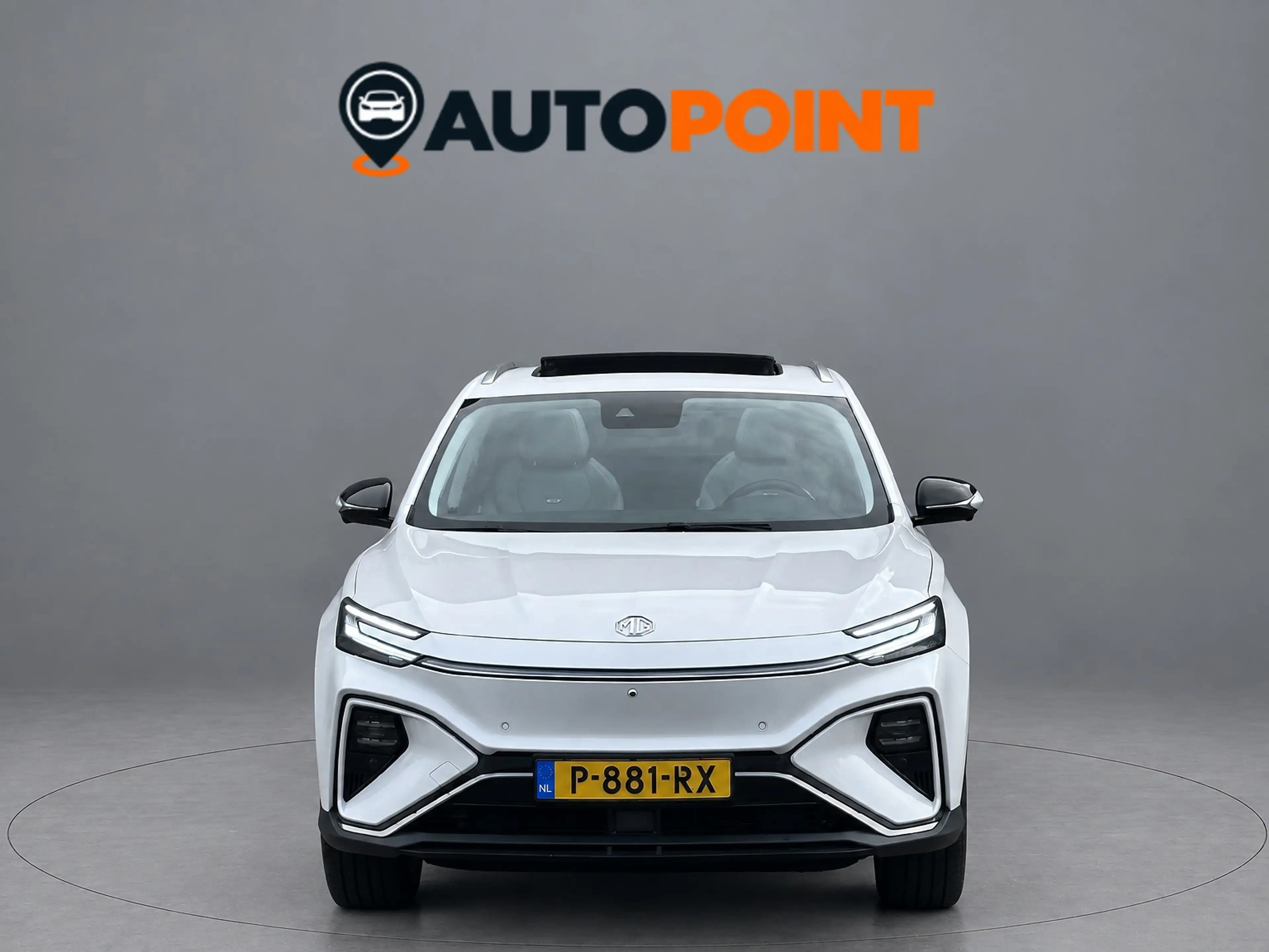 MG Marvel R Exclusive 70 kWh SOH 94.22% PANO BOSE TREKHAAK LEE — photo 5