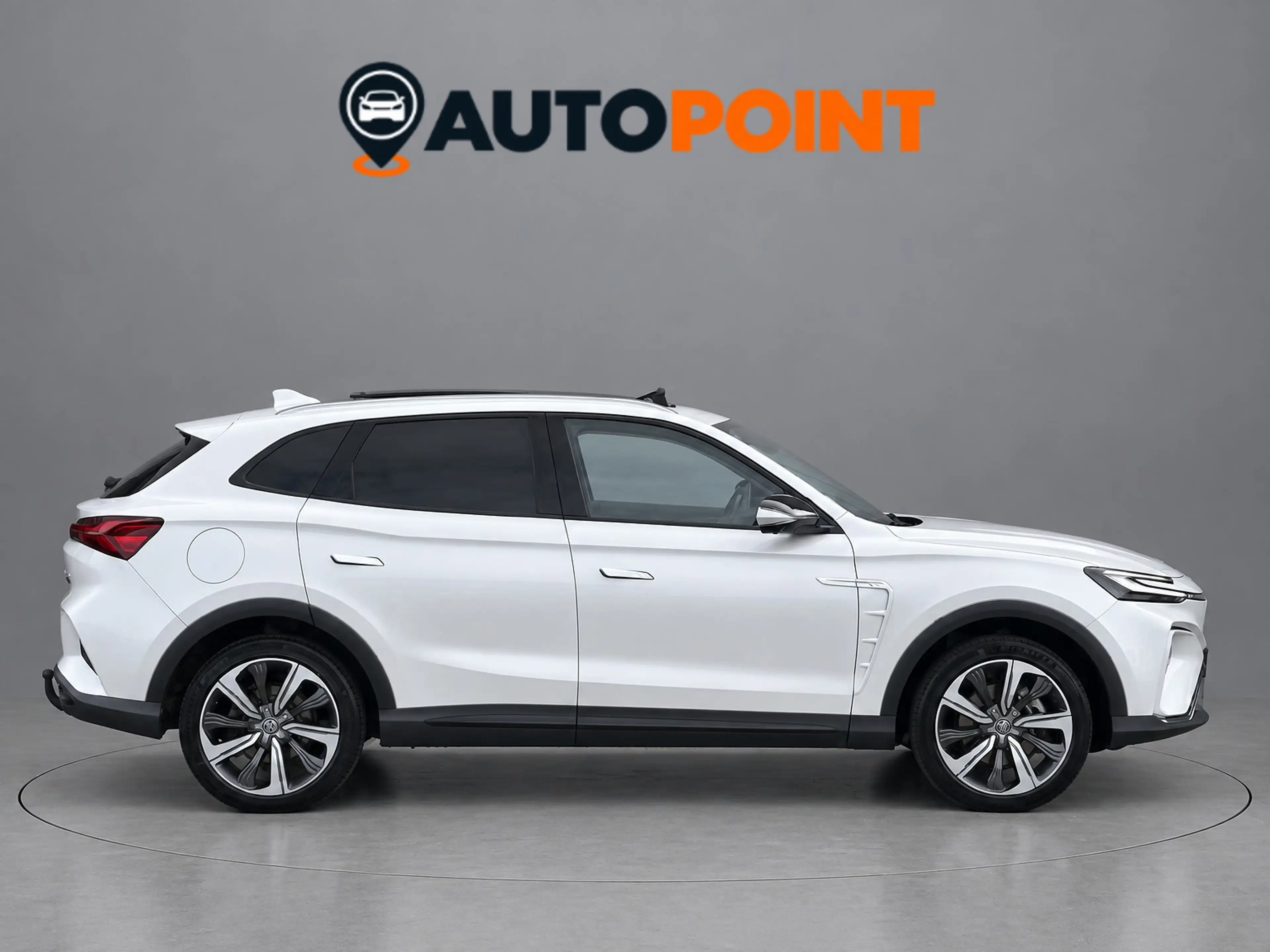 MG Marvel R Exclusive 70 kWh SOH 94.22% PANO BOSE TREKHAAK LEE — photo 7