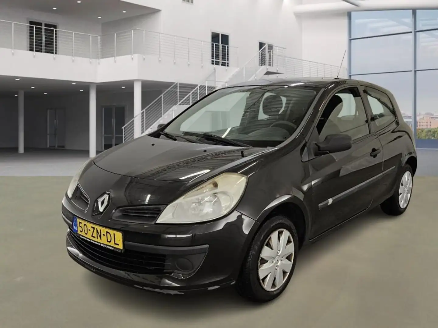 Renault Clio 1.2 TCE Expression Fekete - 1