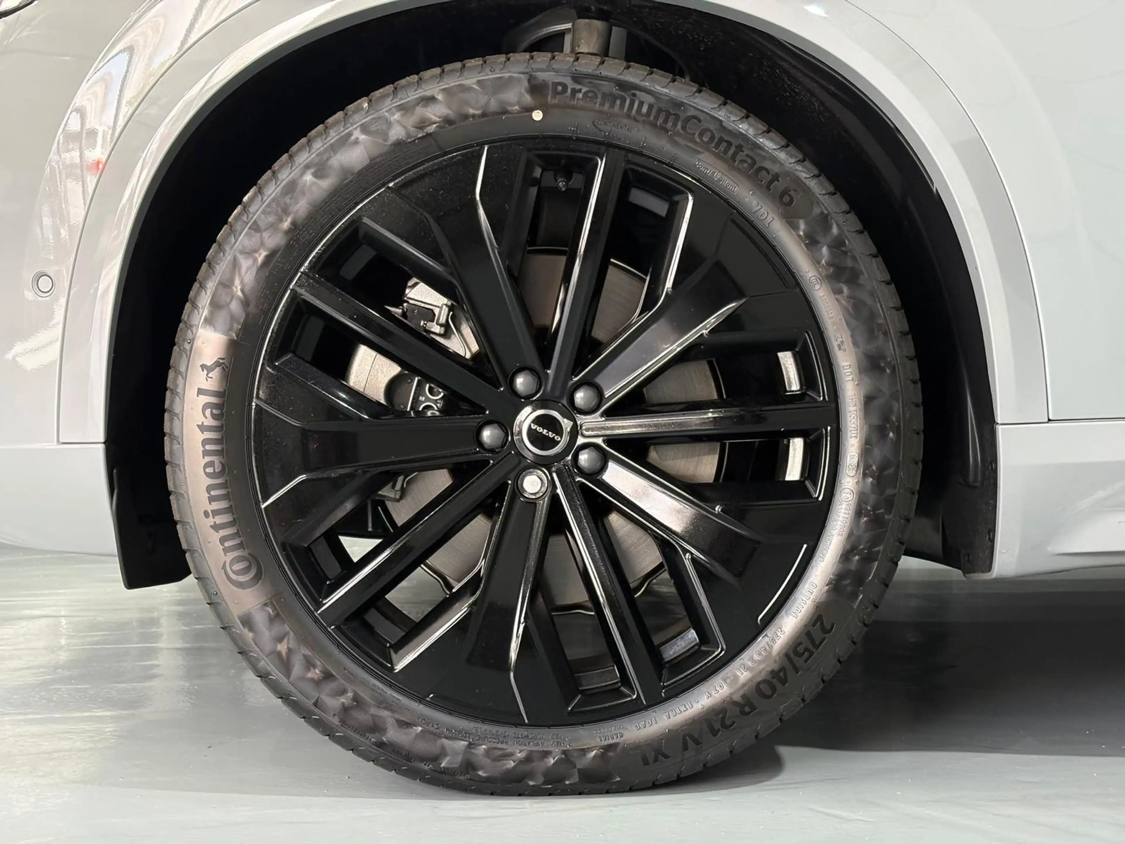 Volvo XC90 2.0 T8 Plug-in hybrid AWD Ultra Black Edition 455 — photo 15