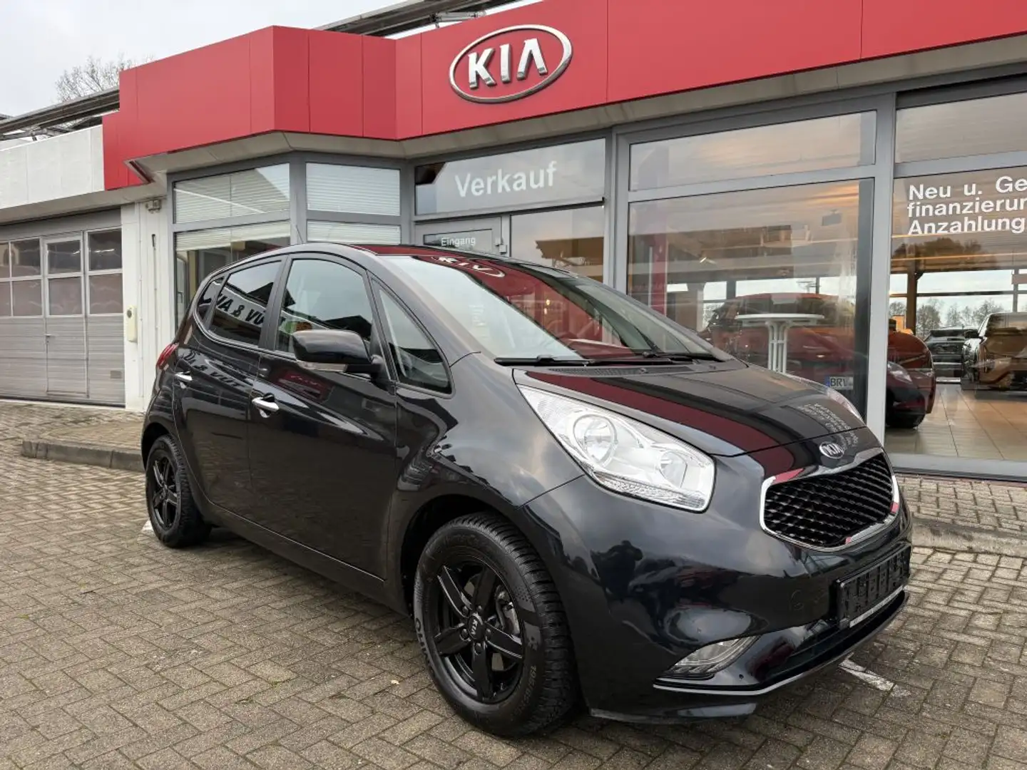 Kia Venga 1.6 CVVT Automatik Dream-Team Edition Schwarz - 1