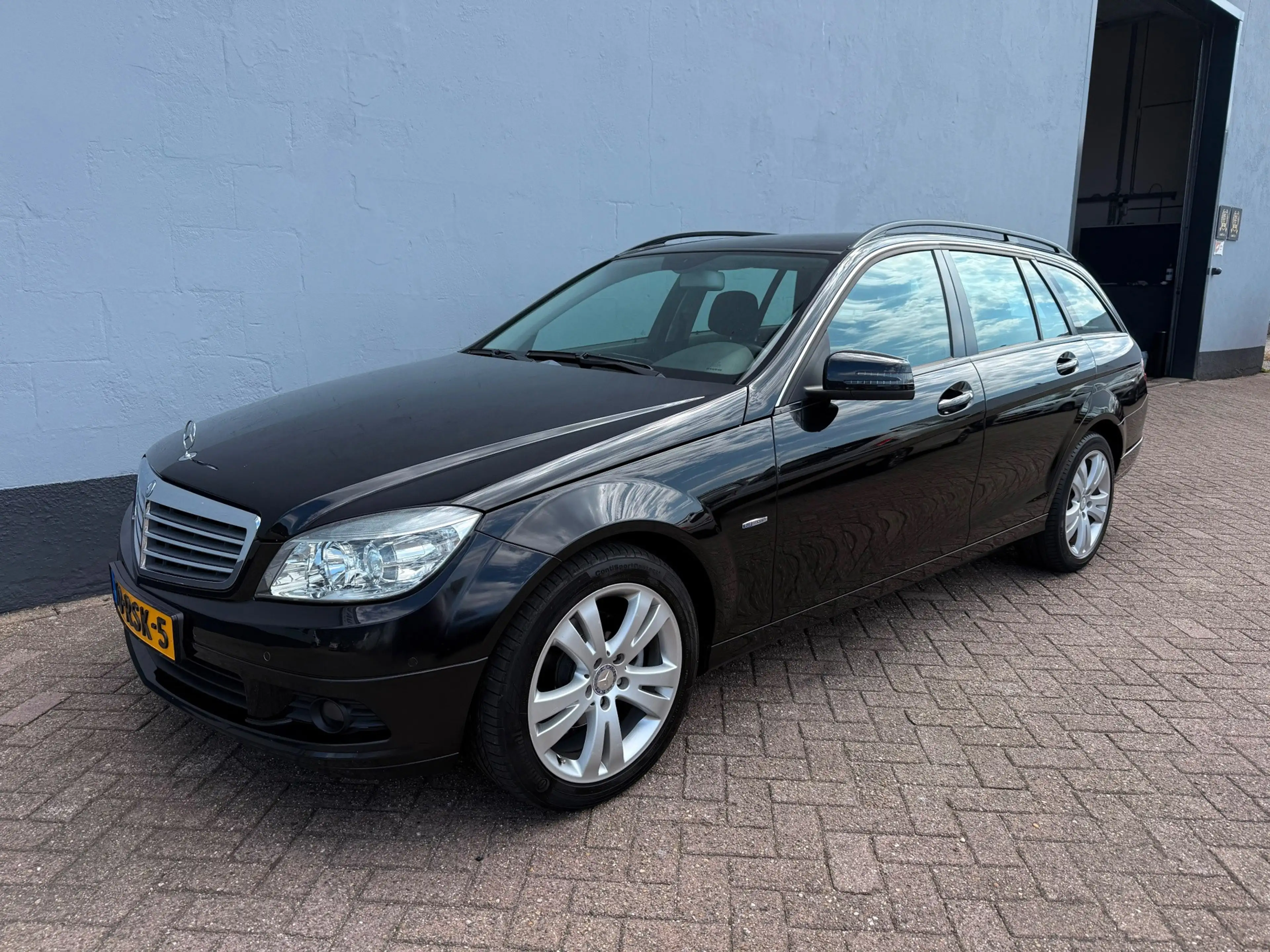 Mercedes-Benz C 180 Estate CGI BlueEFFICIENCY Business Class